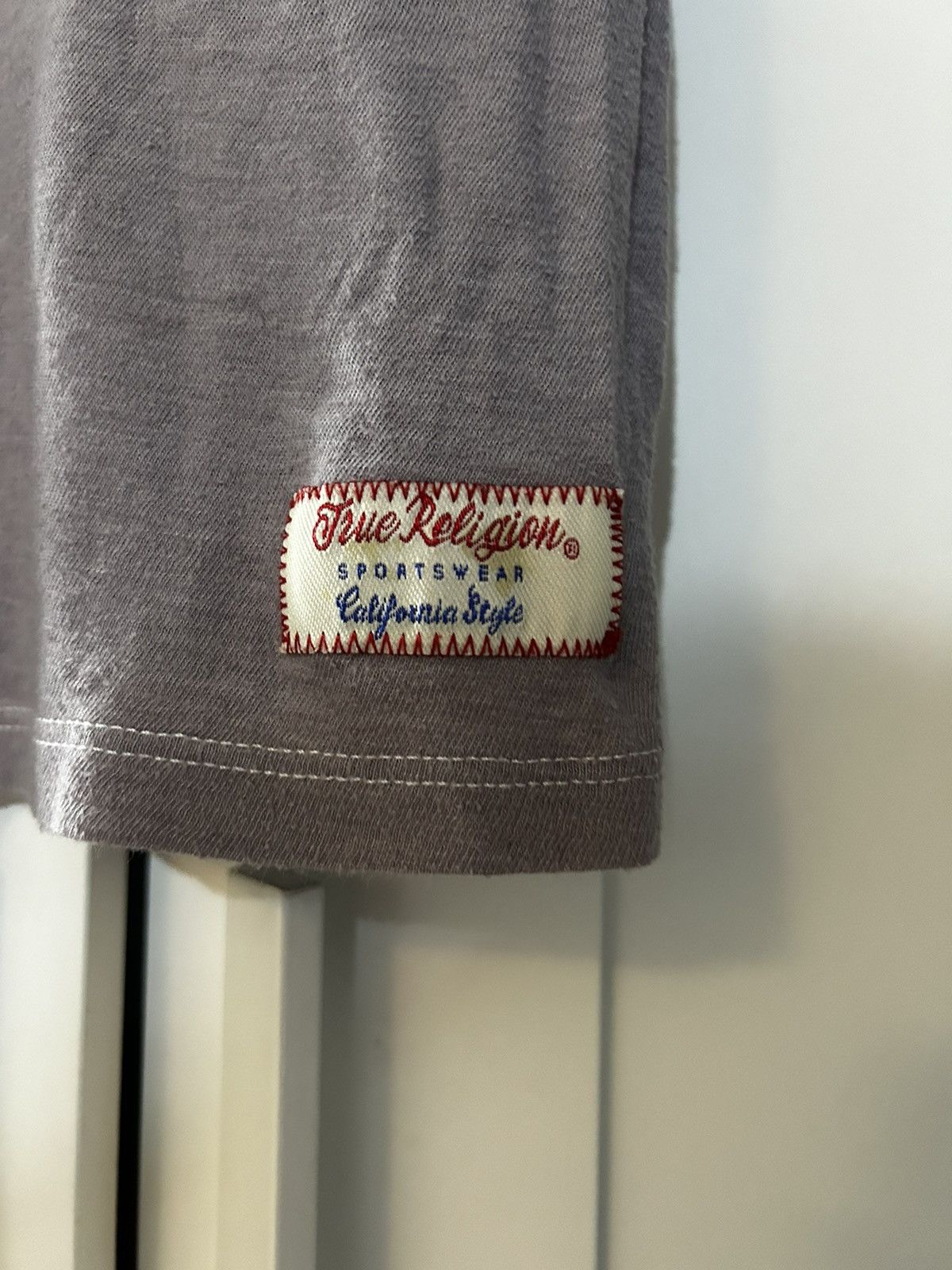 True Religion × Vintage True religion v-neck t-shirt Size M / US 6-8 / IT 42-44 - 2 Thumbnail
