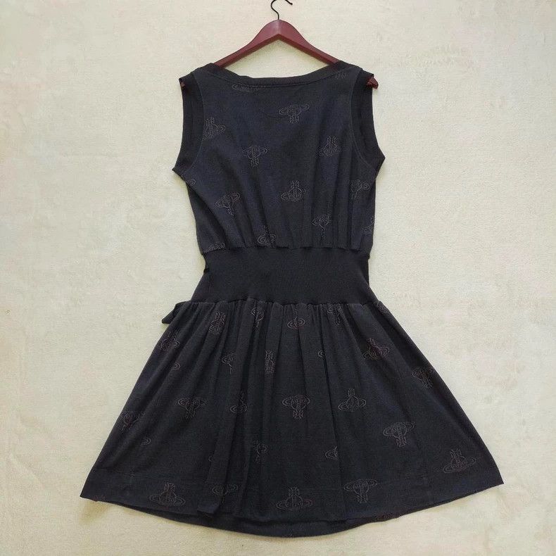 Vivienne Westwood Vivienne Westwood Full-embossed carved dress Size M / US 6-8 / IT 42-44 - 2 Thumbnail