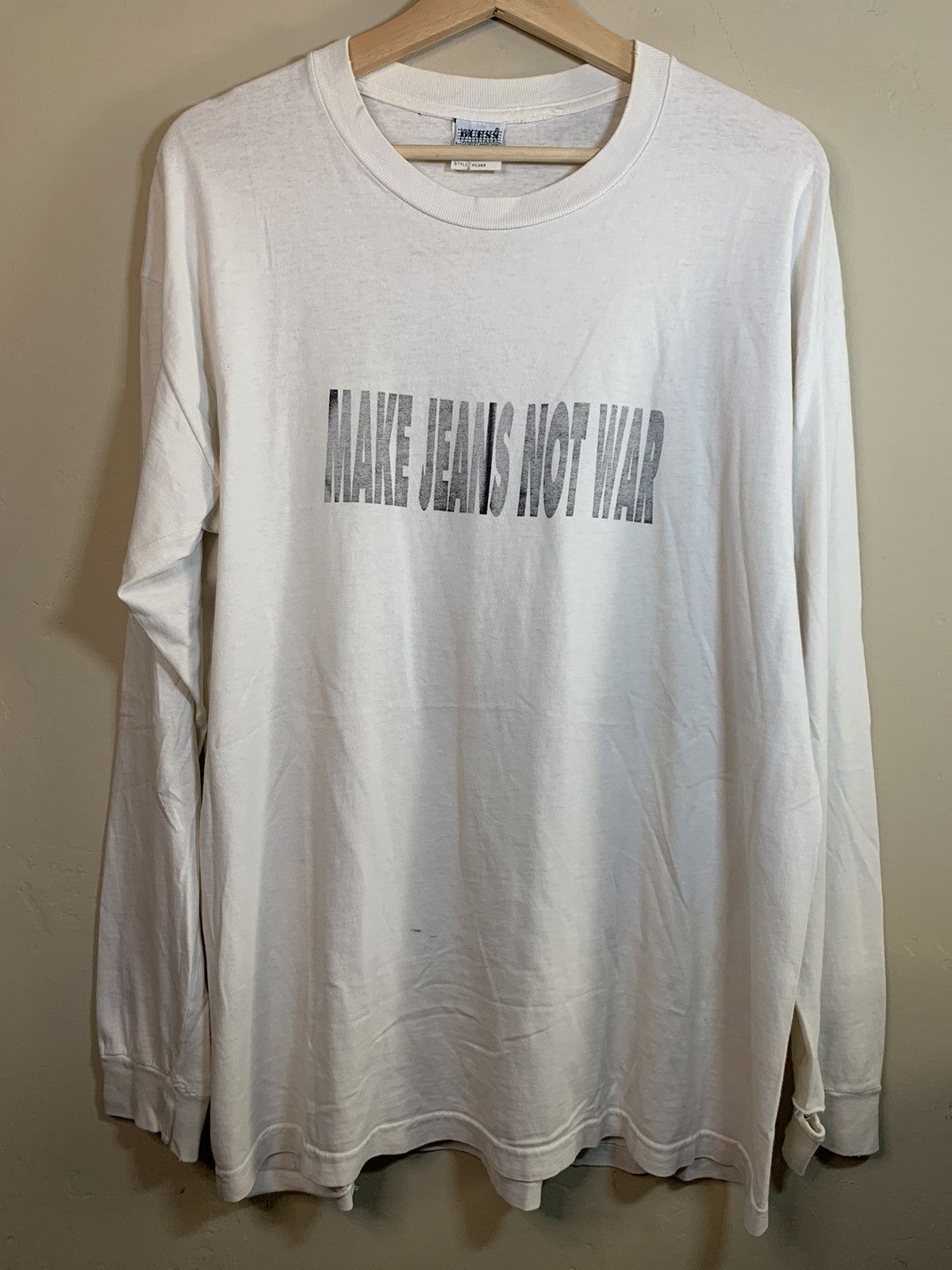 vintage-rare-vintage-1993-anna-nicole-smith-make-jeans-not-war-shirt