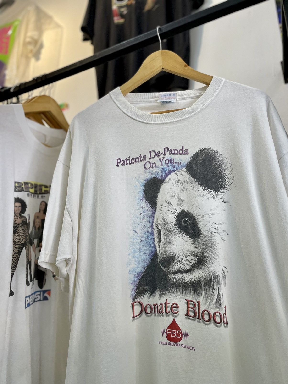 Vintage Panda 90's Size US XL / EU 56 / 4 - 1 Thumbnail