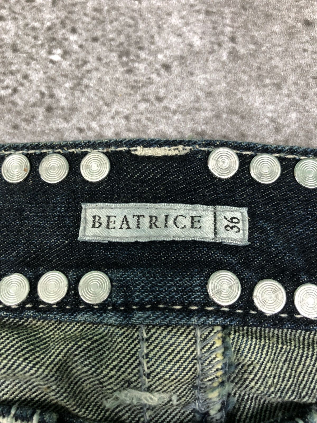 Japanese Brand BEATRICE Button Spike Jeans OiOiOi Size US 29 - 7 Thumbnail
