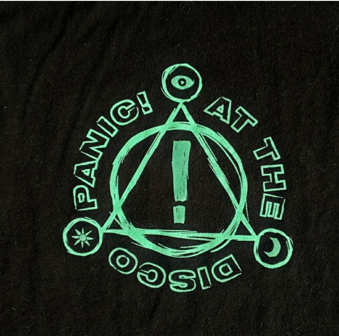 Band Tees PANIC AT THE DISCO - Band T Shirt Size US M / EU 48-50 / 2 - 2 Thumbnail