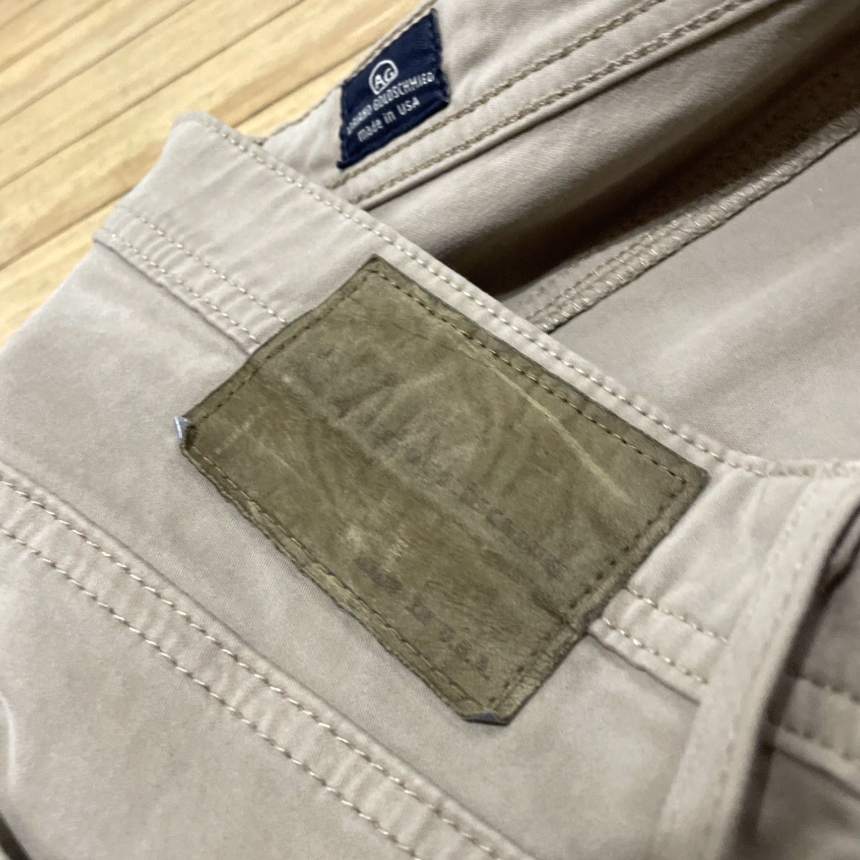 Vintage AG Adriano Goldschmied Pants Men 32x30 The Protege Relaxed Straight Leg Pant khaki Solid 5-Pocket Design Button Zip Stretch Casual Workwear 32 Mens Size US 32 / EU 48 - 7 Thumbnail
