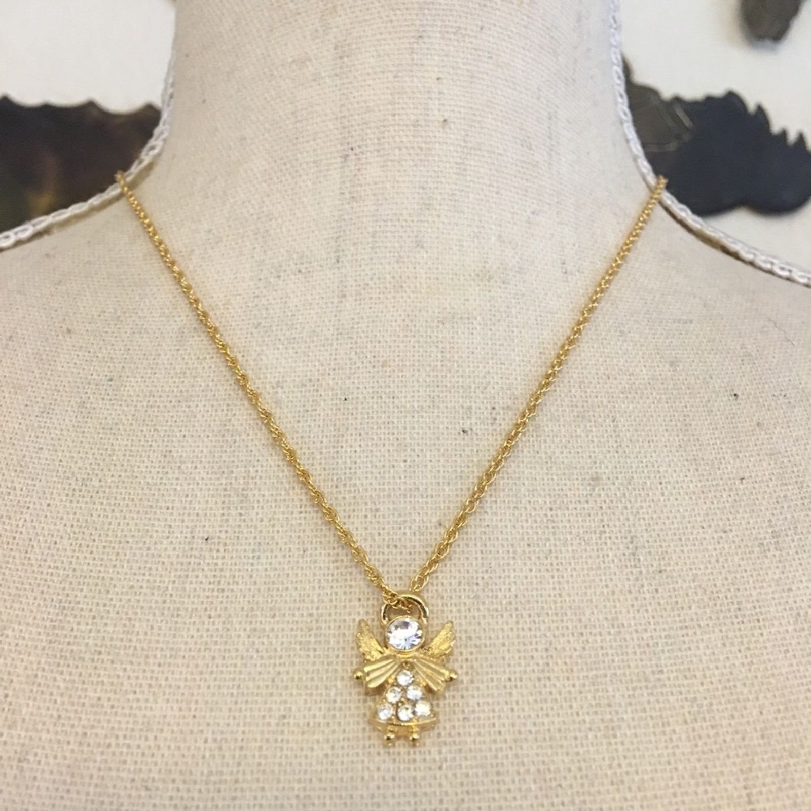 Vintage Vintage CAMCO gold tone crystal angel necklace Size ONE SIZE - 1 Thumbnail