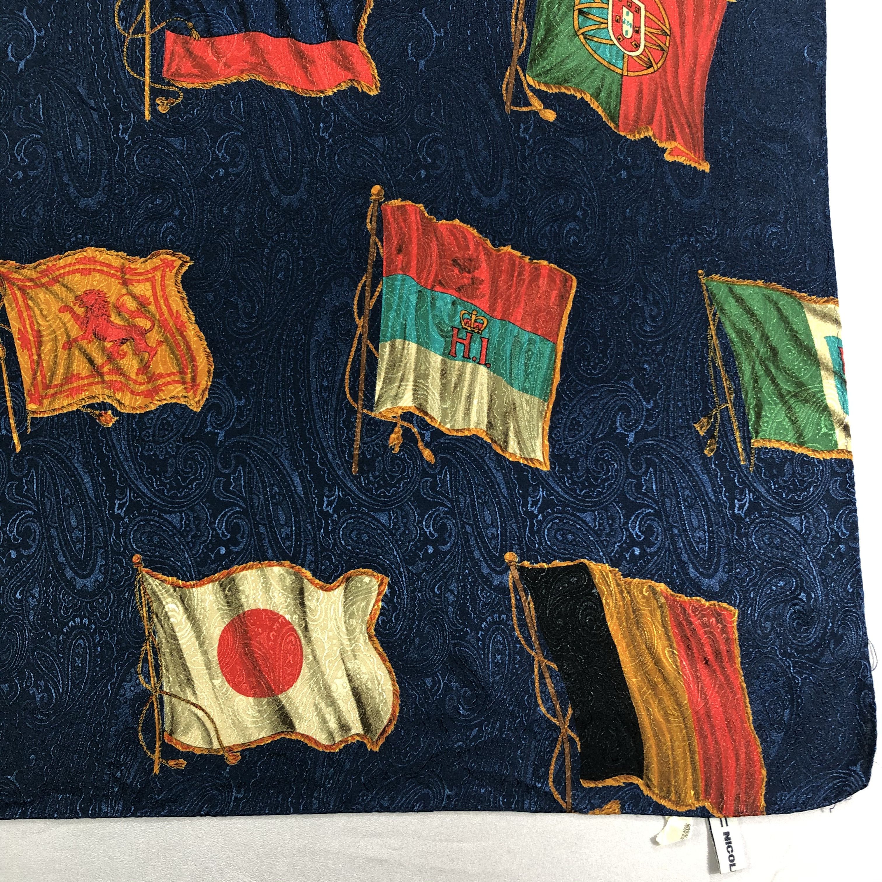 Vintage Vintage Nicole Club Silk Scarf Size ONE SIZE - 3 Thumbnail