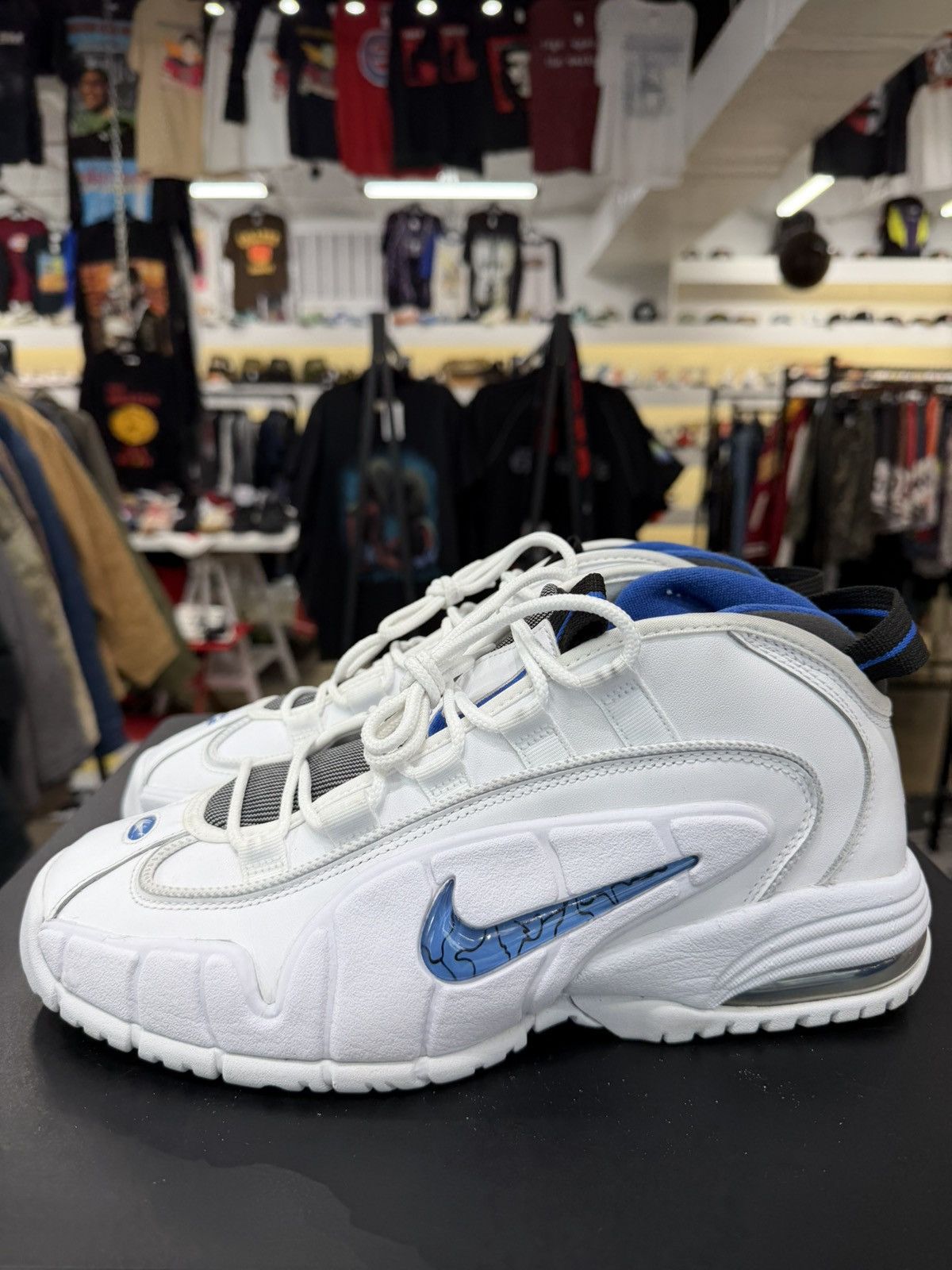 Nike Nike Air Max Penny 1 Home Size 10.5 (2022) Size US 10.5 / EU 43-44 - 7 Thumbnail