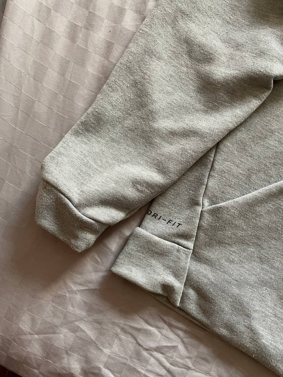Nike Vintage Nike Hoodie Large Y2K Sportswear Swoosh Gray Size US M / EU 48-50 / 2 - 4 Thumbnail