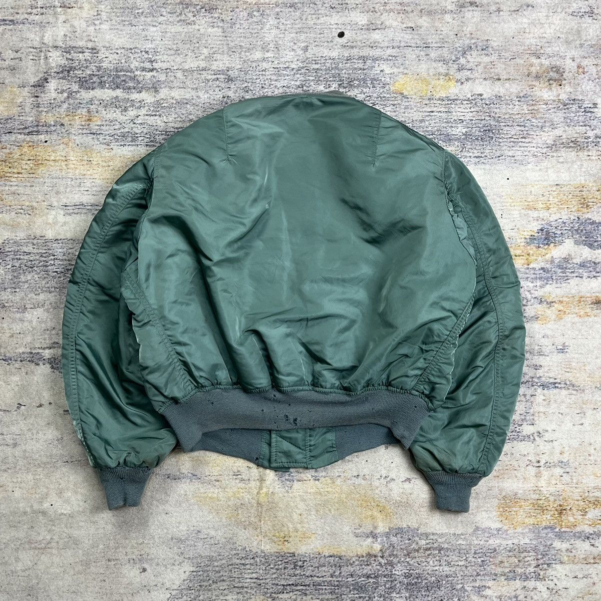 Alpha Industries Vintage 90s Alpha industries Ma-1 bomber jacket Size US L / EU 52-54 / 3 - 2 Thumbnail