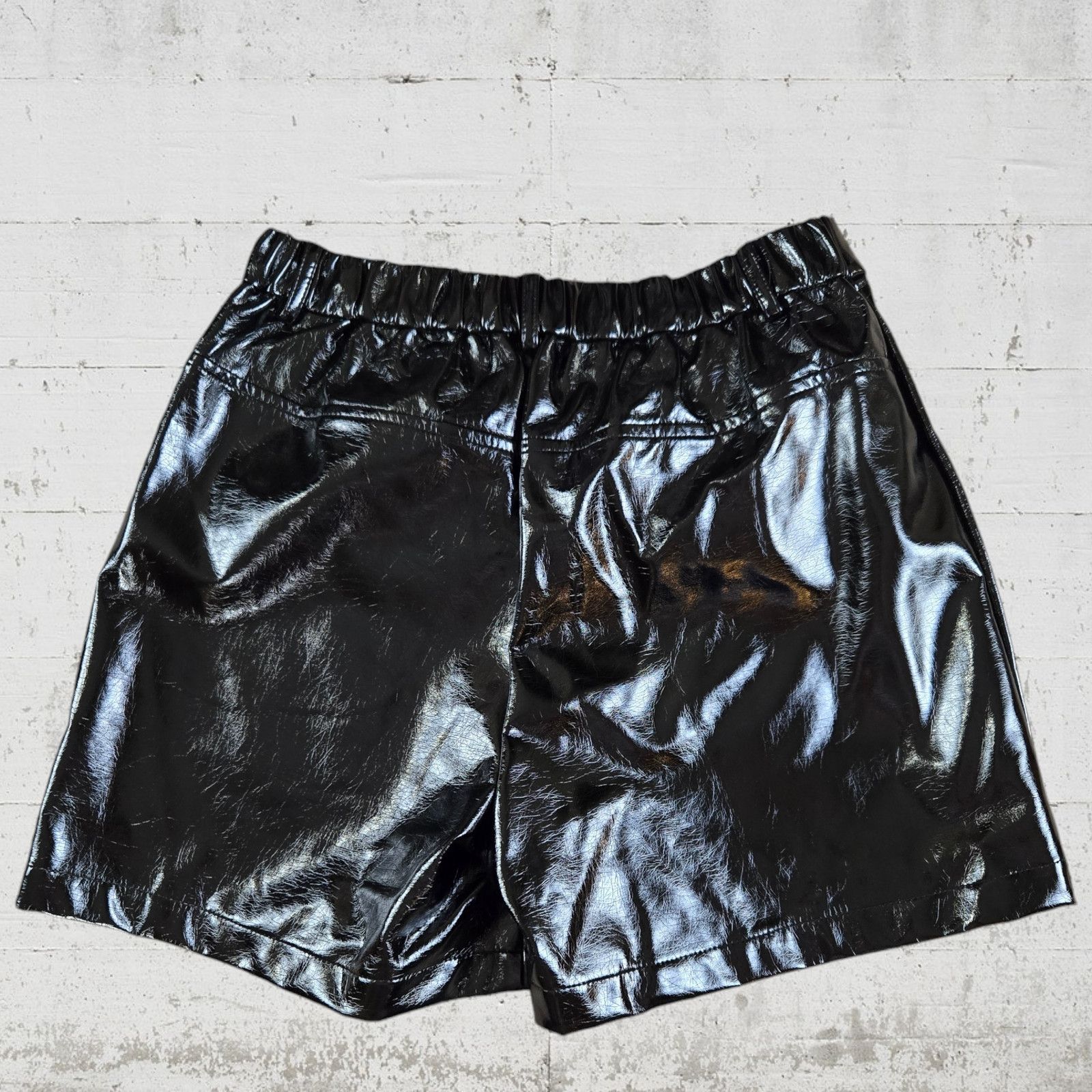 Other Black Patent Faux Leather Utility Shorts Size Small Size 26" / US 2 / IT 38 - 6 Thumbnail
