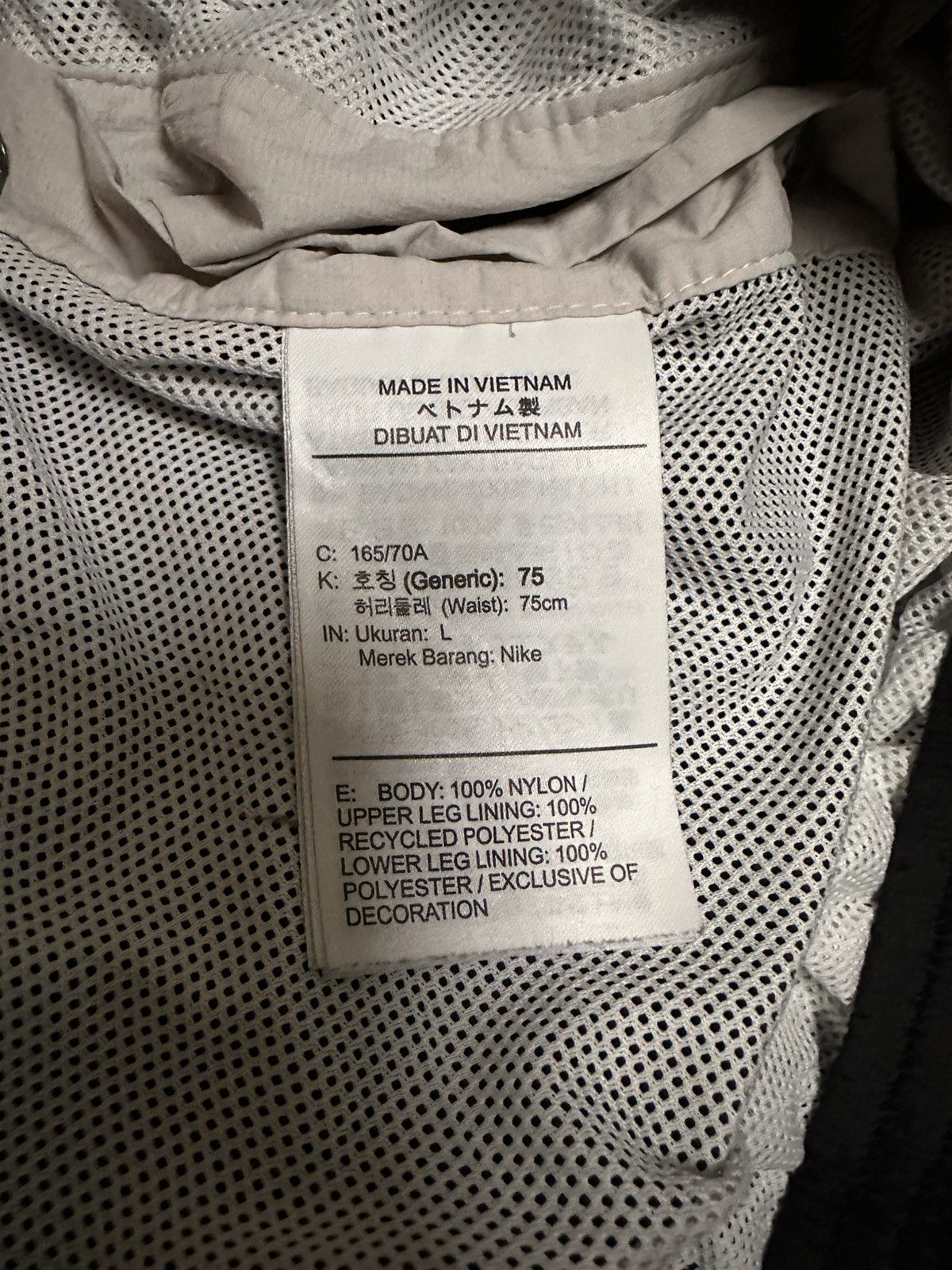 Nike Nike Sportwear Windrunner Size US 30 / EU 46 - 10 Thumbnail