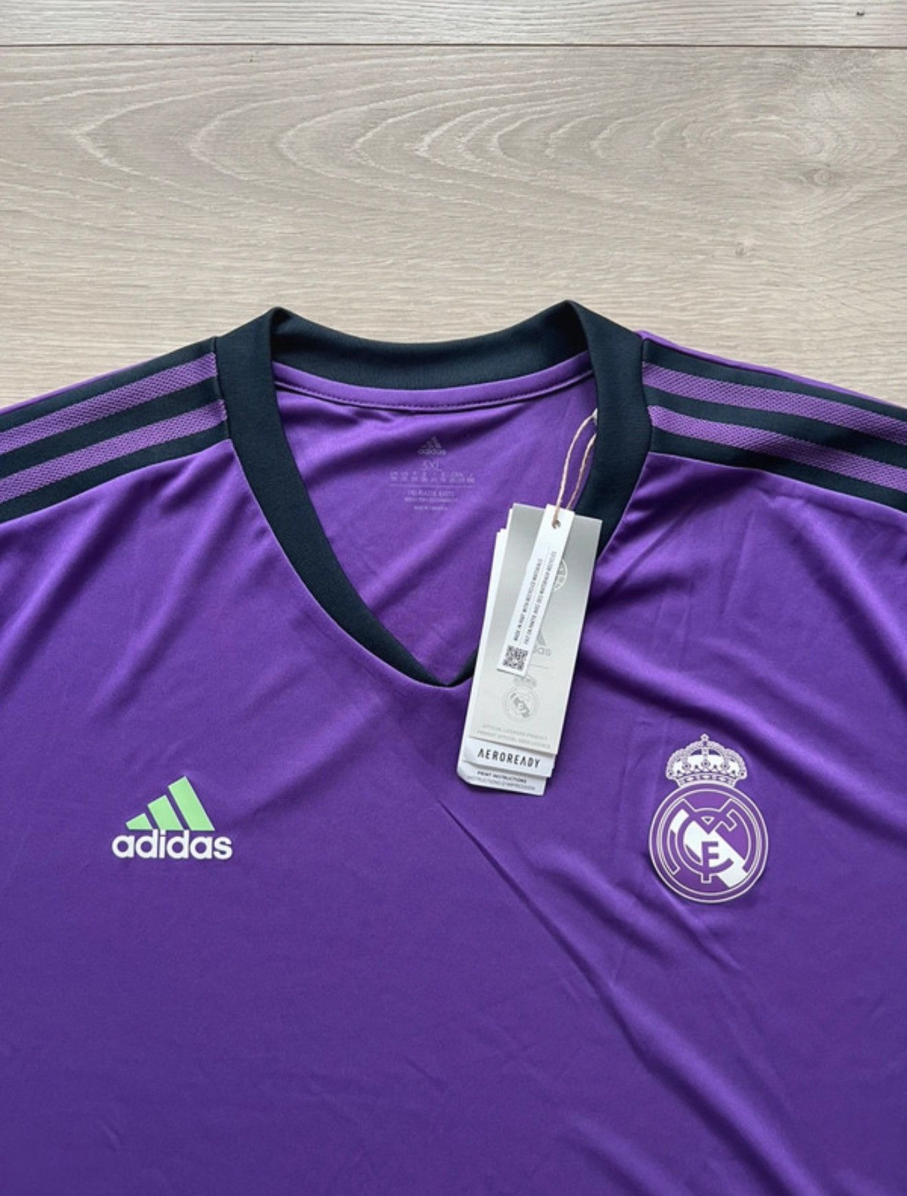 Adidas Adidas Real Madrid NEW football kit size 3XL season 2022/23 Size US XXL / EU 58 / 5 - 3 Thumbnail