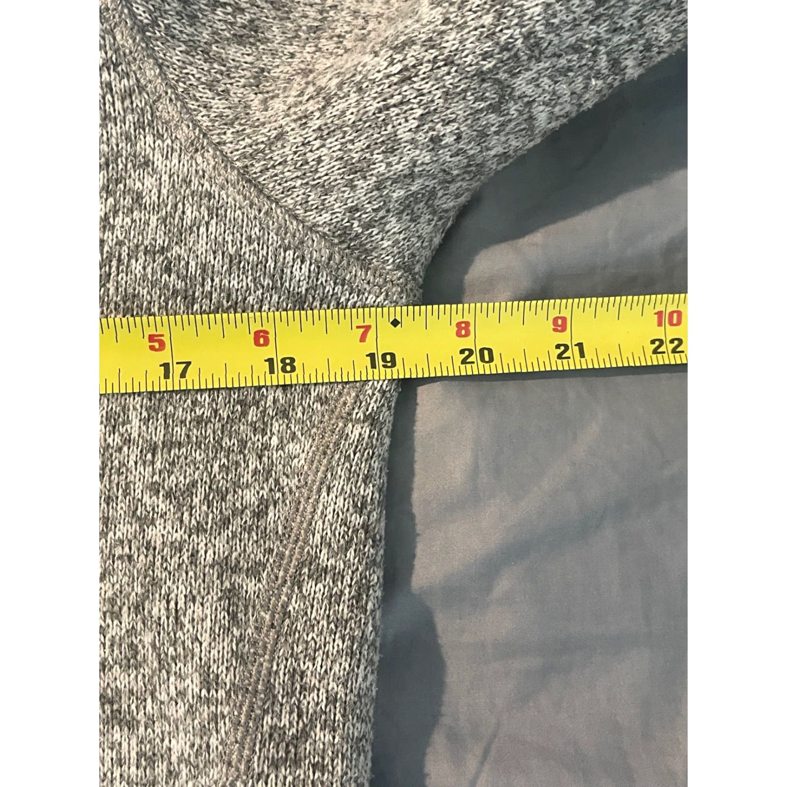 Patagonia VINTAGE Patagonia Heather Gray Better Sweater 1/4 Zip Fleece Women’s M Worn Wear 25617 Size M / US 6-8 / IT 42-44 - 4 Thumbnail
