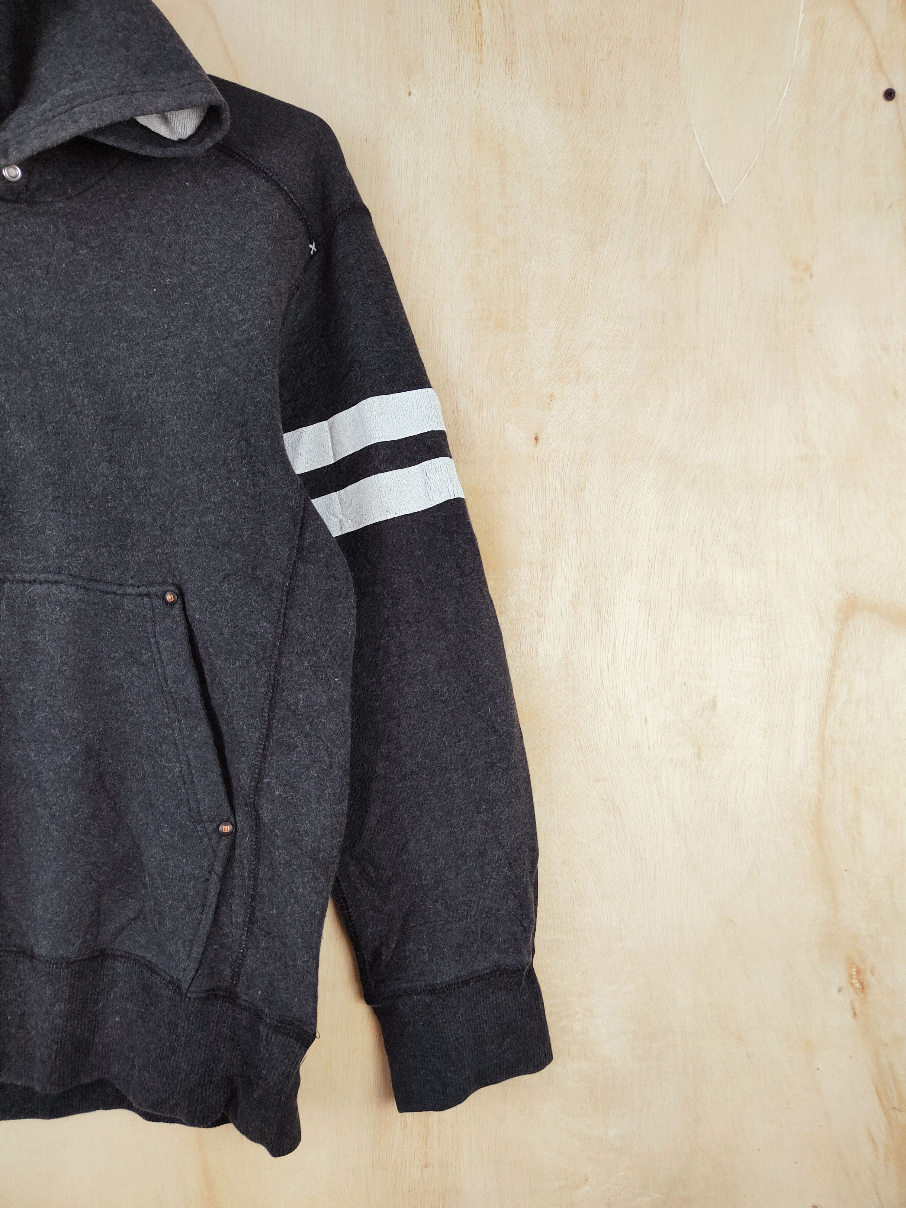 Japanese Brand × Vintage Vintage 💥 Wilson Black Faded Hoodie Sweatshirts Size US L / EU 52-54 / 3 - 5 Thumbnail