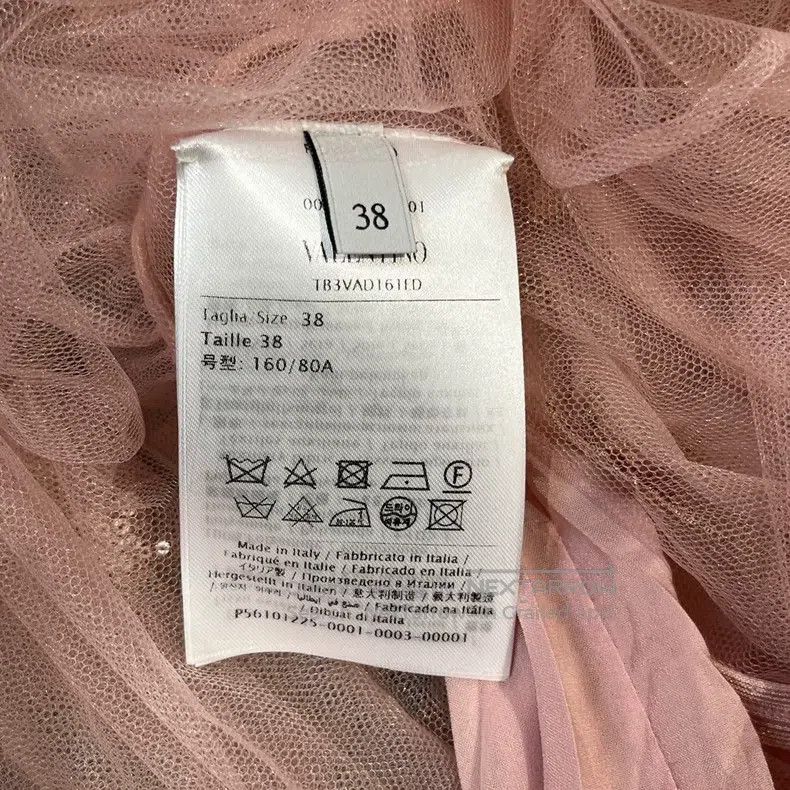 Valentino Valentino Pink star and moon beaded dr Size S / US 4 / IT 40 - 4 Thumbnail