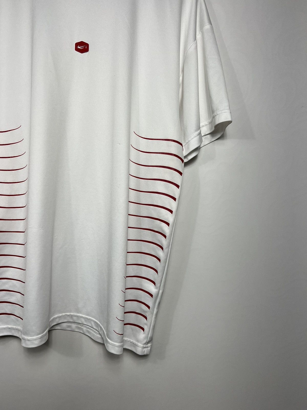 Nike Rare🔥 Vintage Nike TN Central Logo T-shirt Jersey Size US L / EU 52-54 / 3 - 6 Thumbnail
