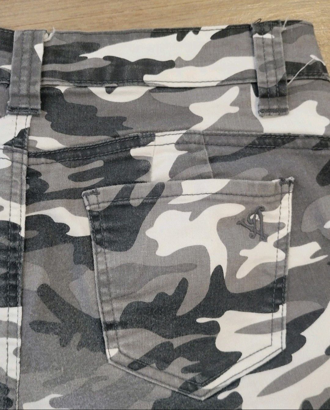 Vintage VIP Jeans Camo Pants Cargo Crop Stretchy 9/29 Size 29" - 11 Thumbnail