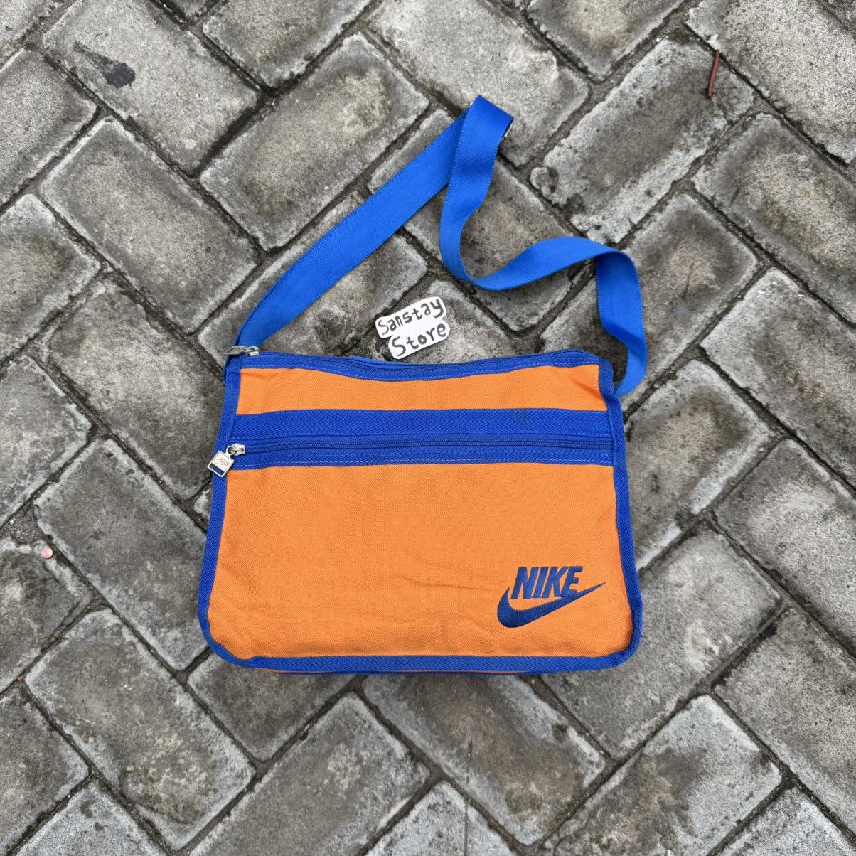 Nike Vintage Sling Bag
