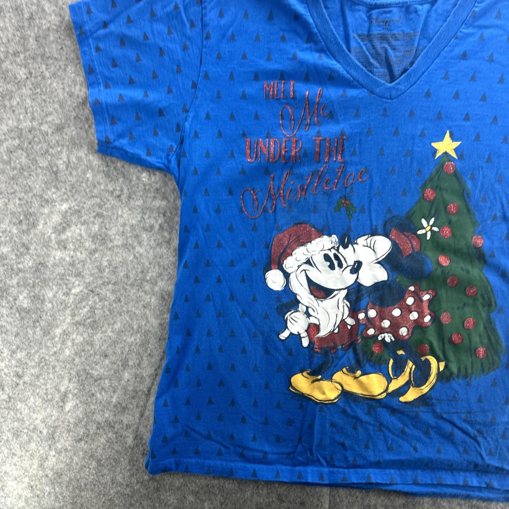 Disney VINTAGE Disney Shirt Womens 2XL Blue Minnie Mickey Christmas Tree Holiday Tee Size XXL / US 16-18 / IT 52-54 - 3 Thumbnail