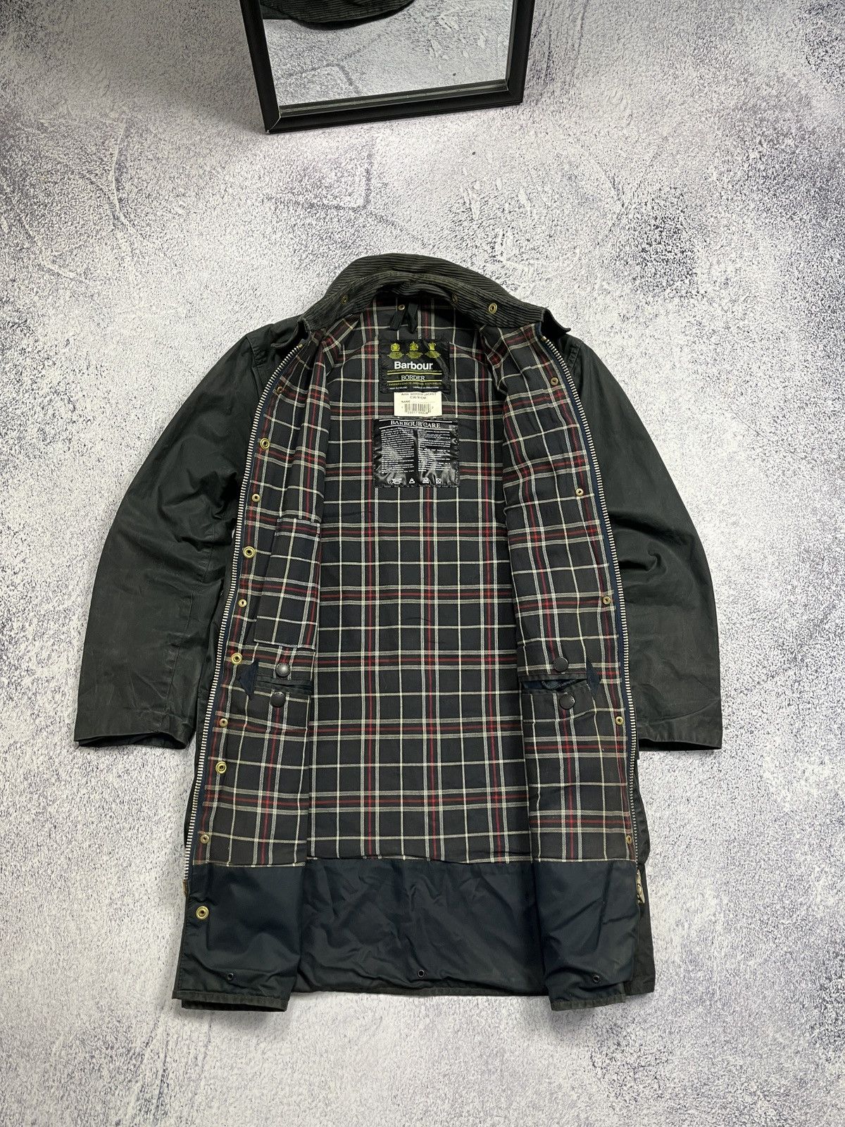 Barbour × Vintage Vintage Barbour A205 Border Waxed Coat Jacket C36/91cm Size US S / EU 44-46 / 1 - 10 Thumbnail