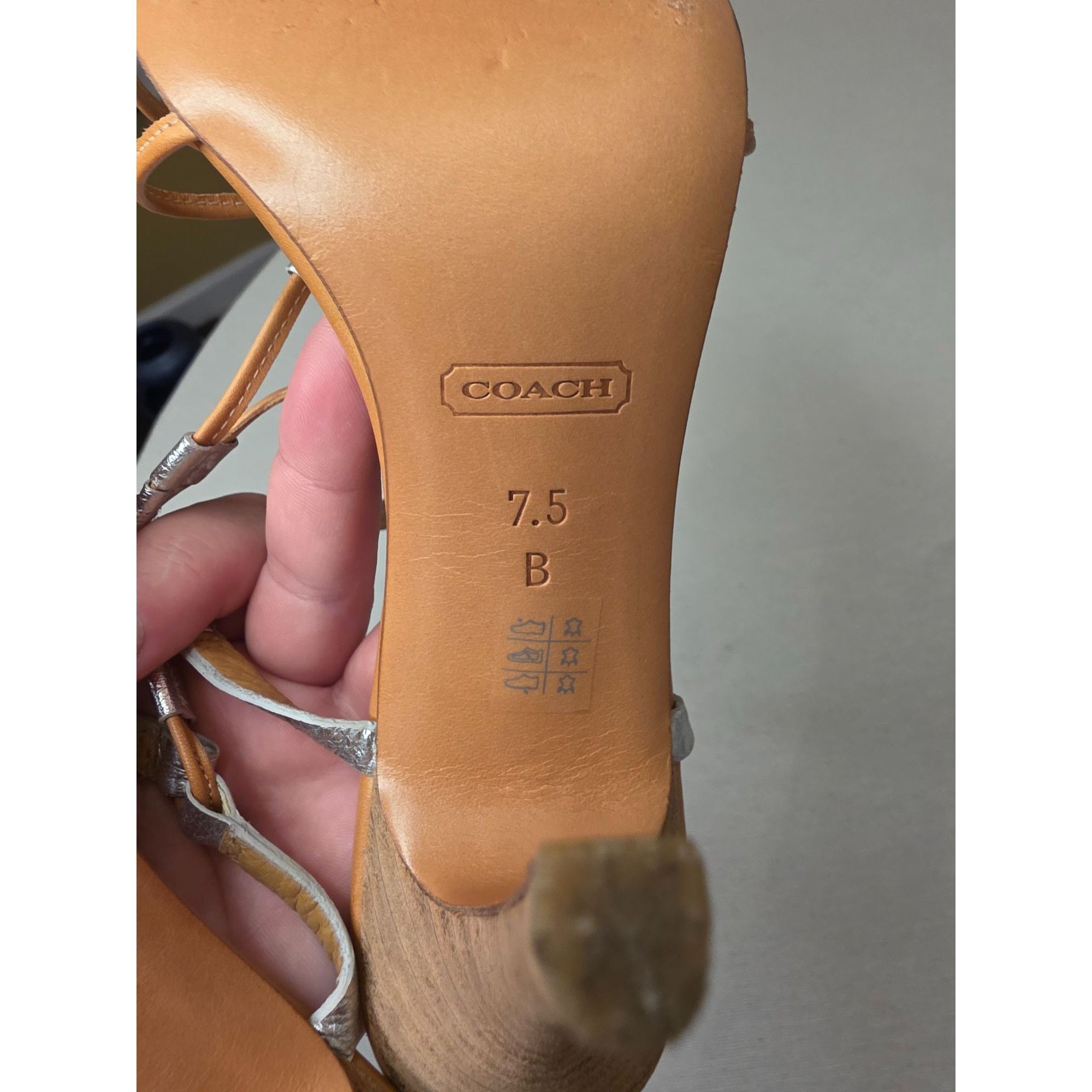 Coach Coach Womens Strappy Silver & Tan Heel Sandals Size 7.5B Coa Size US 7.5 / IT 37.5 - 16 Thumbnail