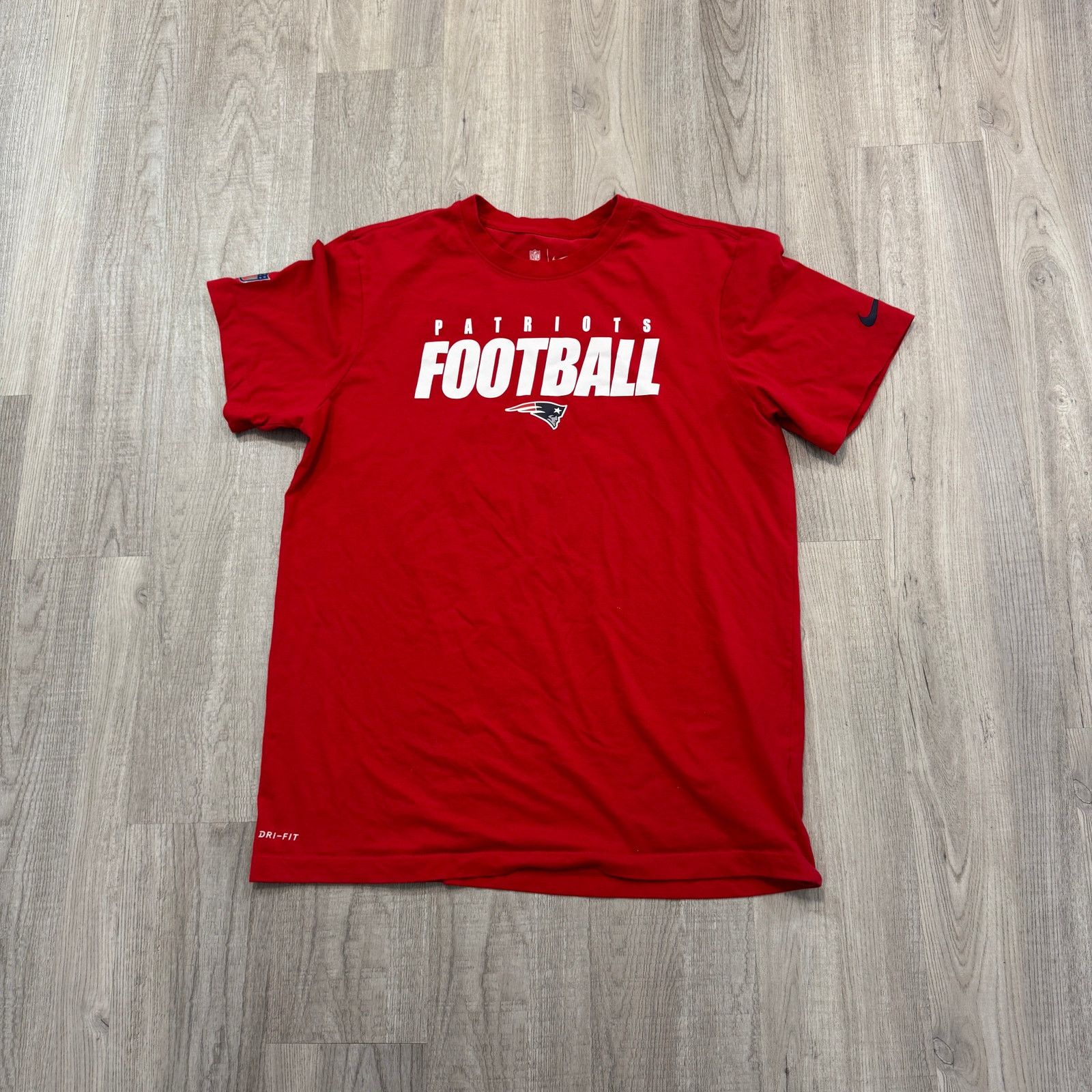 Nike Nike New England Patriots Football Shirt Men's Large Red NFL Size US L / EU 52-54 / 3 - 2 Thumbnail