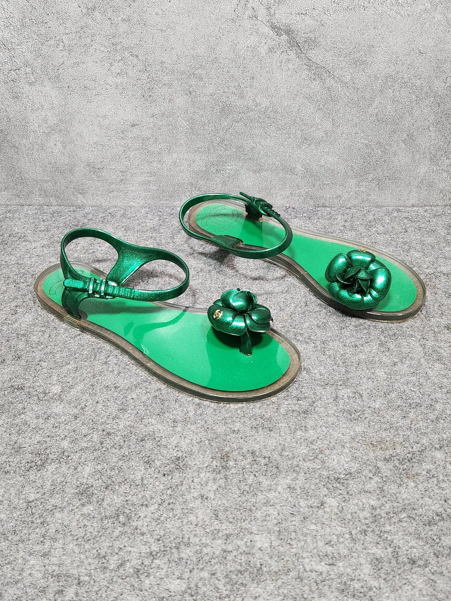 Chanel CHANEL Green Camellia Toe-Ring Ankle-Strap Sandal Wmns 39 Size US 8 / IT 38 - 1 Thumbnail