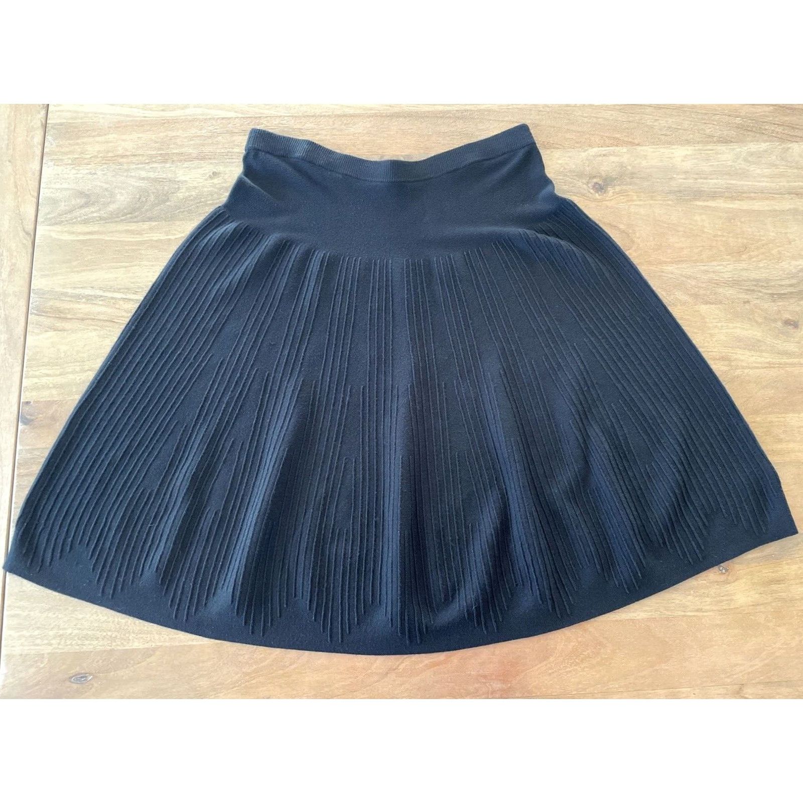 Saks Fifth Avenue Saks Fifth Avenue Black A Line Skirt Womens M Stretch Embroidered Knitted Nylon Rayon Knee Length Modern Bohemian Retro 80s Womens Size 32" / US 10 / IT 46 - 3 Thumbnail