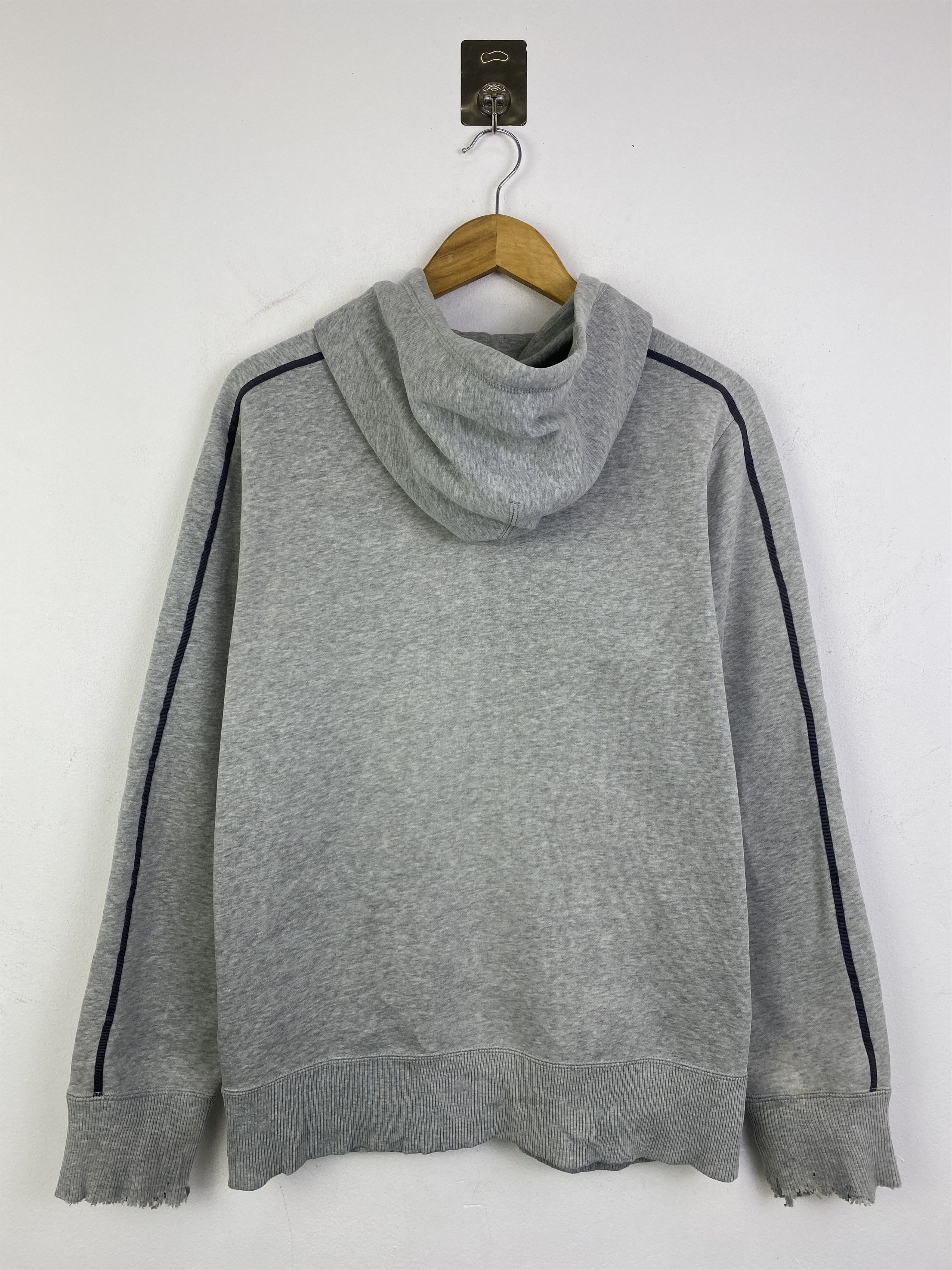 Nike Vintage Nike Zipper Up Hoodie Sweater SH0316 Size US M / EU 48-50 / 2 - 3 Thumbnail