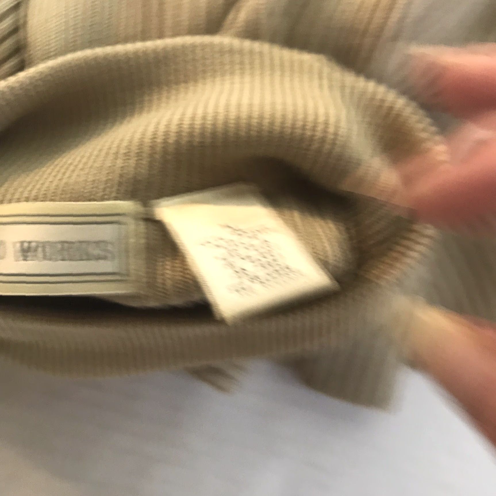 Vintage Studio Works Lightweight Beige Mock Neck Sweater Womens Size M - Cap Sleeve, Casual, Comfort Size M / US 6-8 / IT 42-44 - 5 Thumbnail