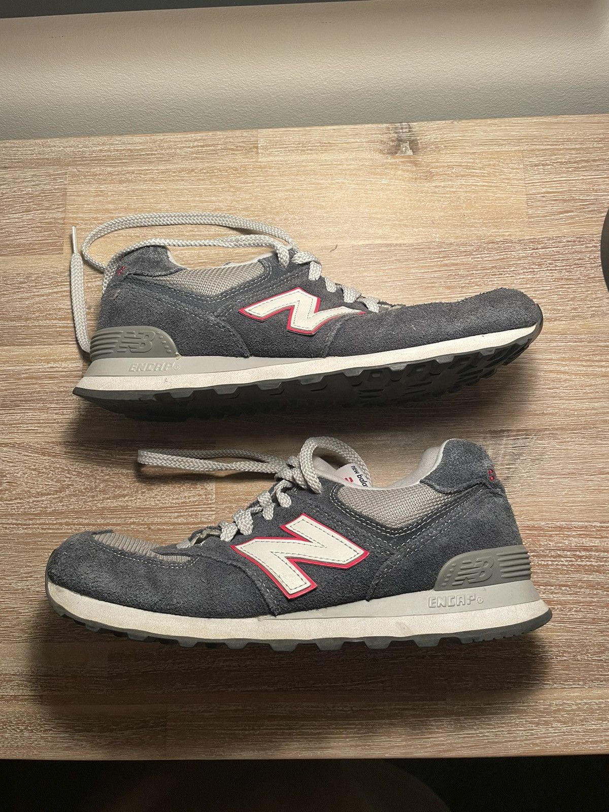 New Balance New Balance Classic 574 Sneaker Size US 9.5 / EU 42-43 - 3 Thumbnail