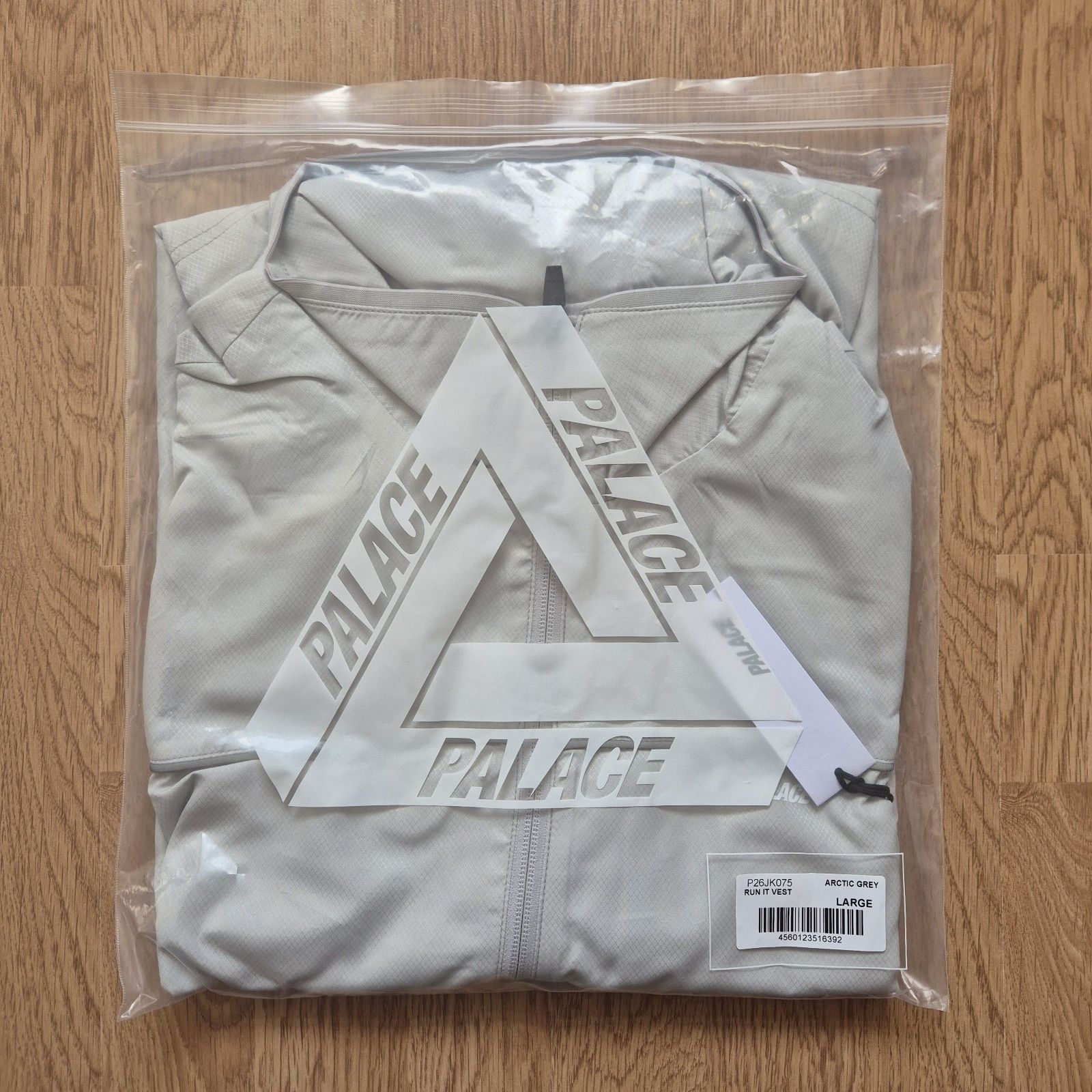 Palace Palace Run-It Vest Arctic Grey Large SS24 Size US L / EU 52-54 / 3 - 9 Thumbnail