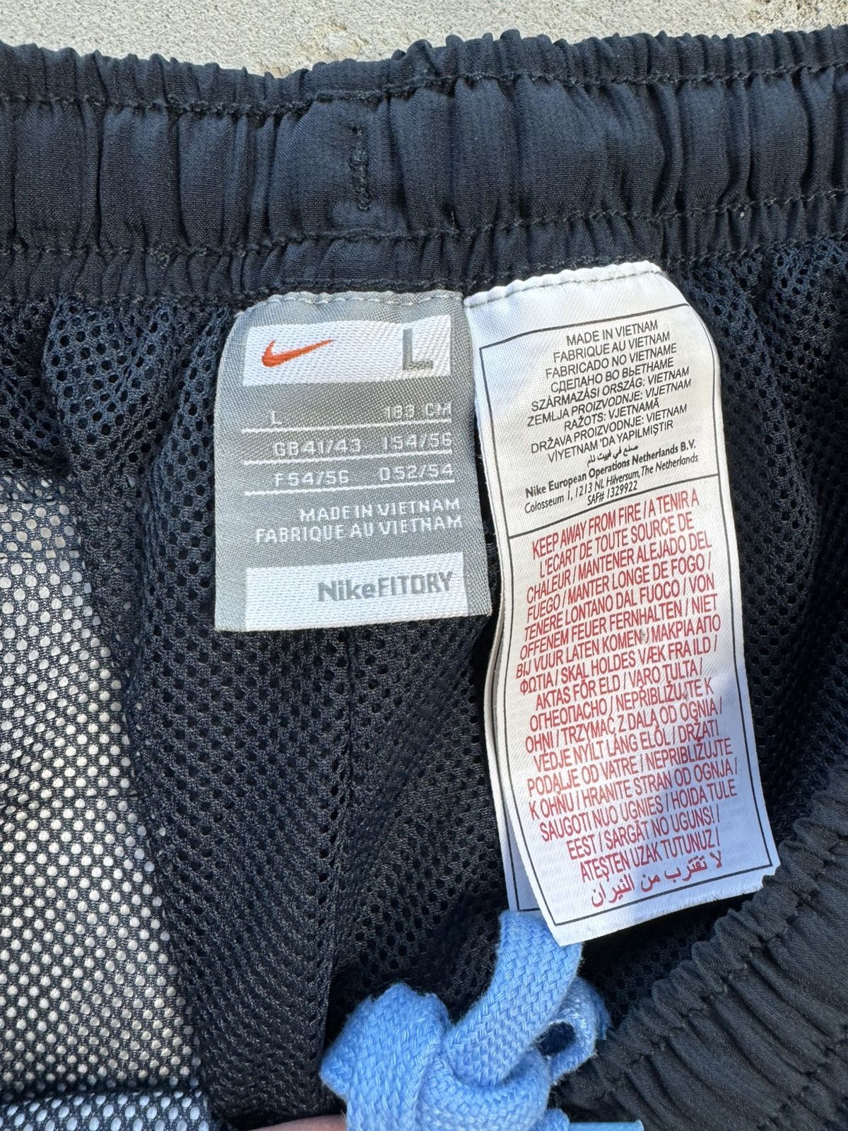 Nike × Vintage 00s Nike Vintage Court Nylon Track Suit Baggy Pants + Jacket Size US L / EU 52-54 / 3 - 11 Thumbnail