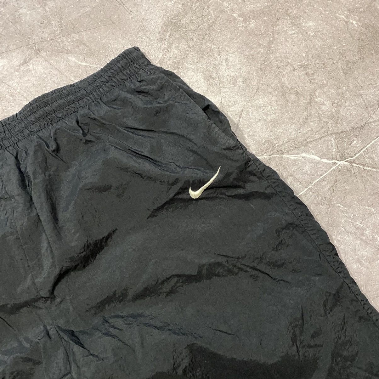 Nike VINTAGE NIKE NYLON DRILL PANTS MINI SWOOSH BLACK 90s Size US 33 - 2 Thumbnail