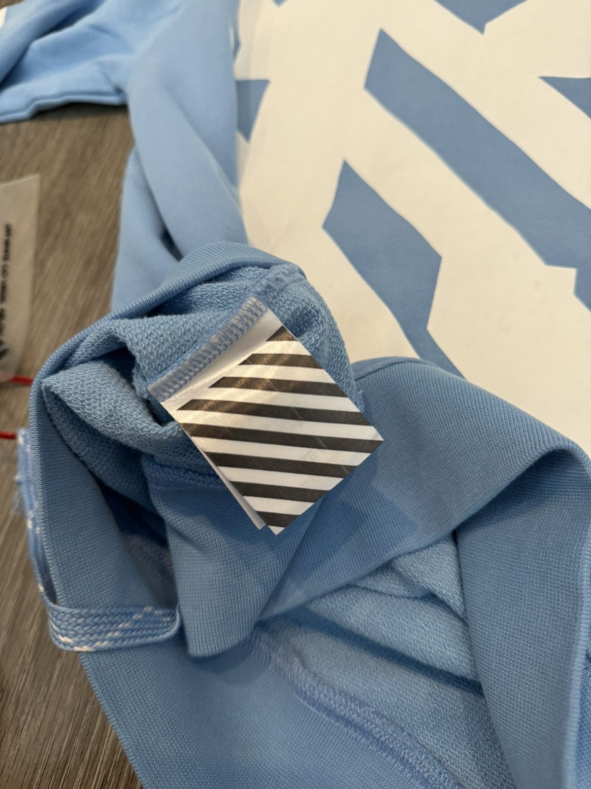 Off-White Off White GRAIL FW14 Caravaggio Hoodie Light Blue Size Large Size US L / EU 52-54 / 3 - 15 Thumbnail