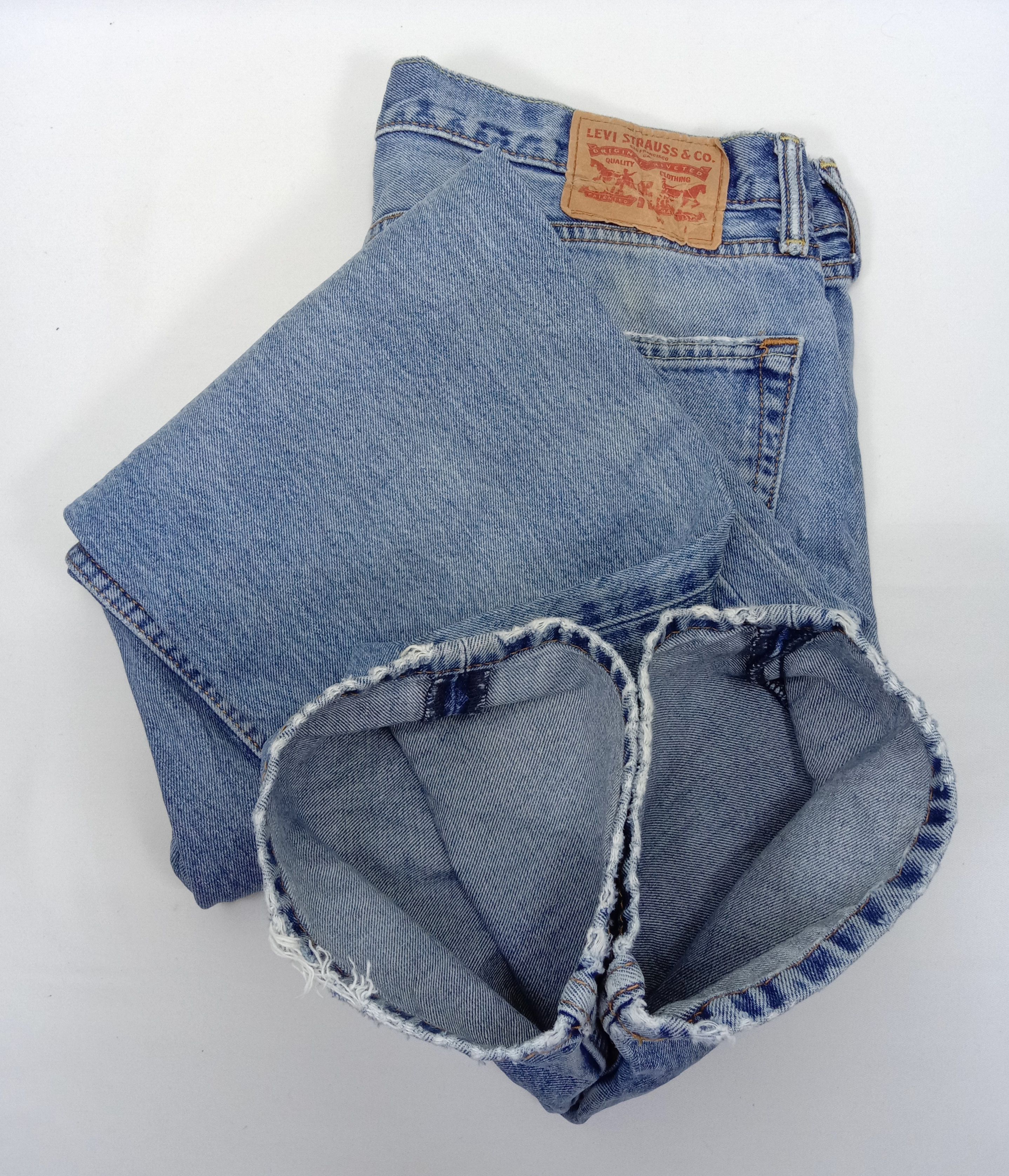 Levi's Vintage Levi's 505 Jeans Blue Wash Regular Fit Denim Size US 35 - 13 Thumbnail