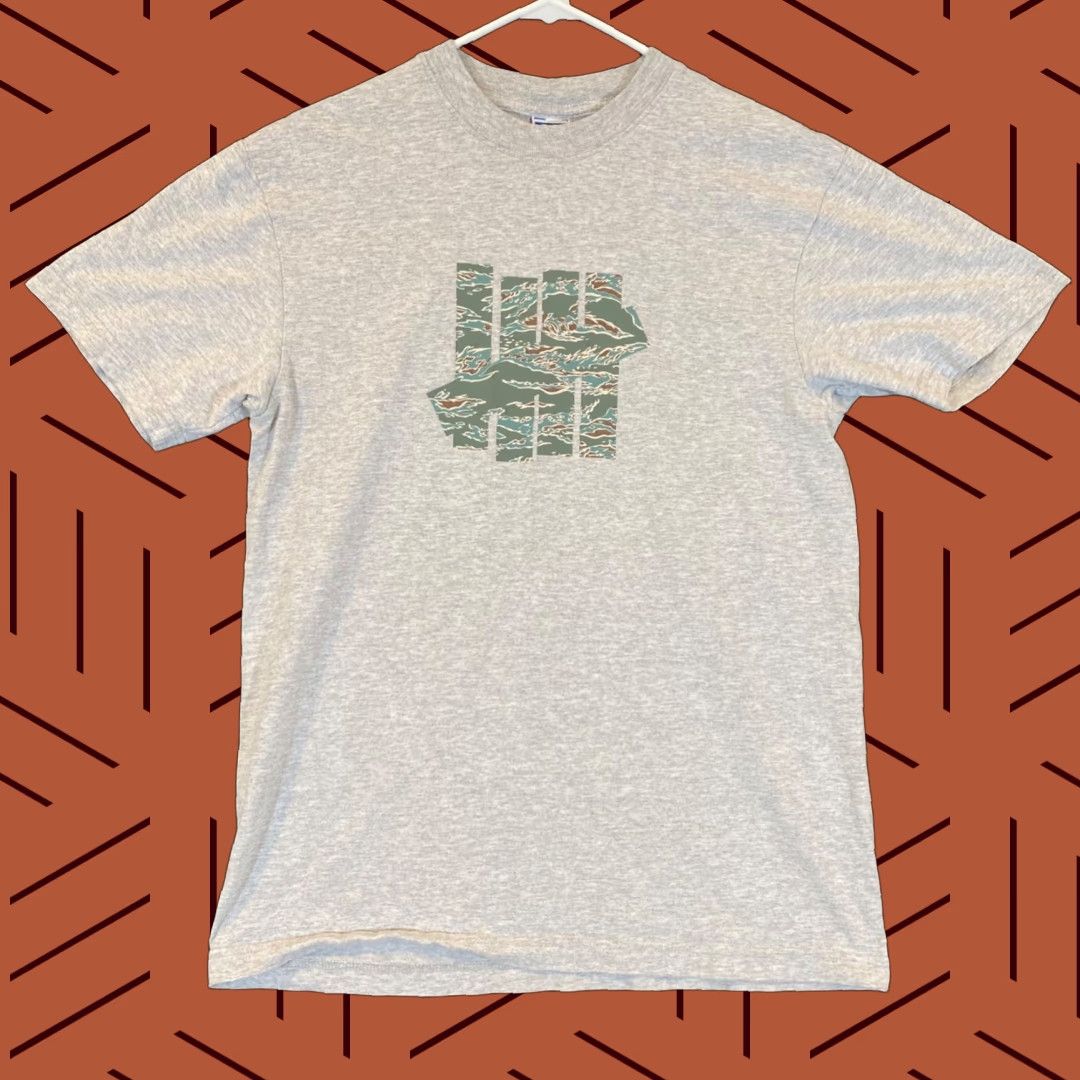 Undefeated Undefeated Shirt Mens Small Gray Graphic Tee Short Sleeve Skating Streetwear Size US S / EU 44-46 / 1 - 1 Thumbnail