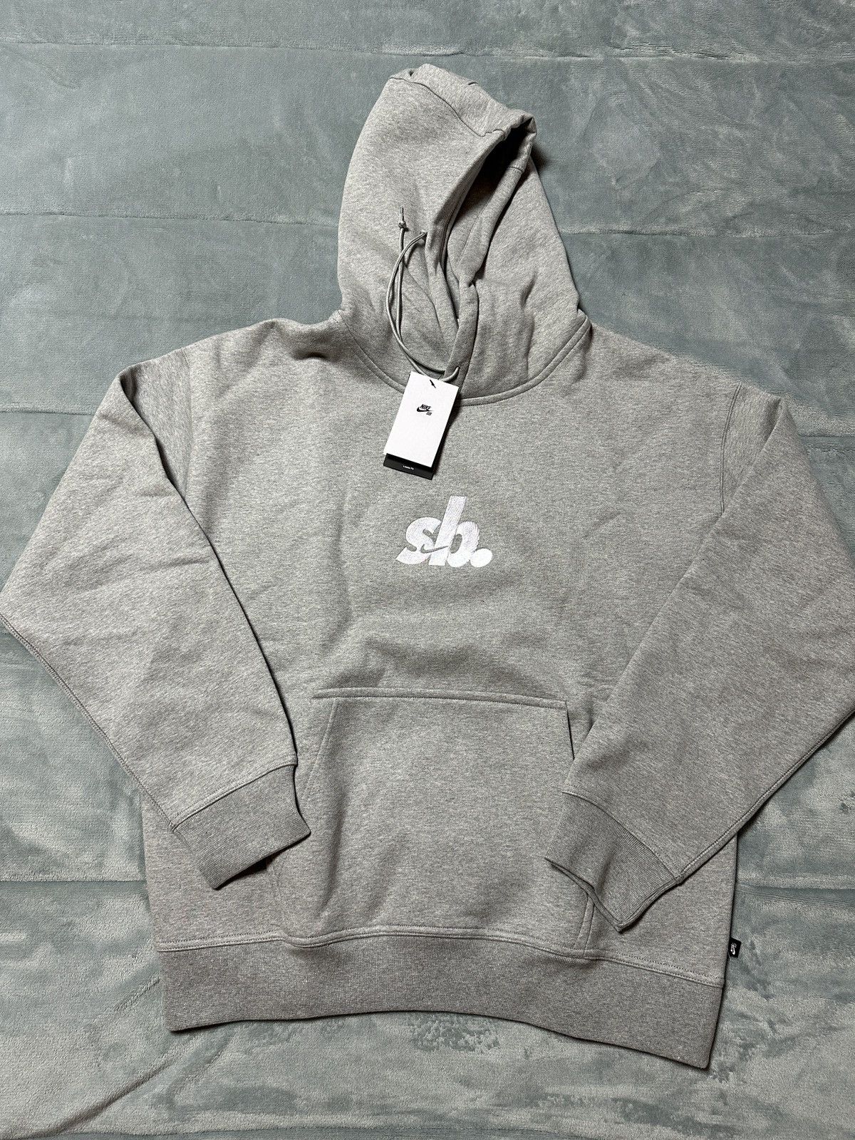 Nike NWT NSW Nike SB Fleece Pullover Gray Sportswear Men Sz XL Size US XL / EU 56 / 4 - 1 Thumbnail