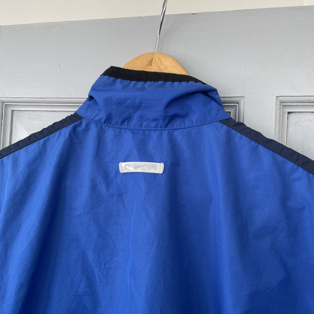 Nike × Vintage Vintage 90’s Nike Neilon Tracksuit Jacket Blue size L Size US M / EU 48-50 / 2 - 7 Thumbnail