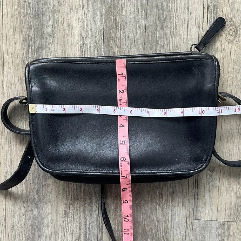 Coach Vintage Coach Sutton 9814 Black Leather Crossbody Bag Size ONE SIZE - 9 Thumbnail