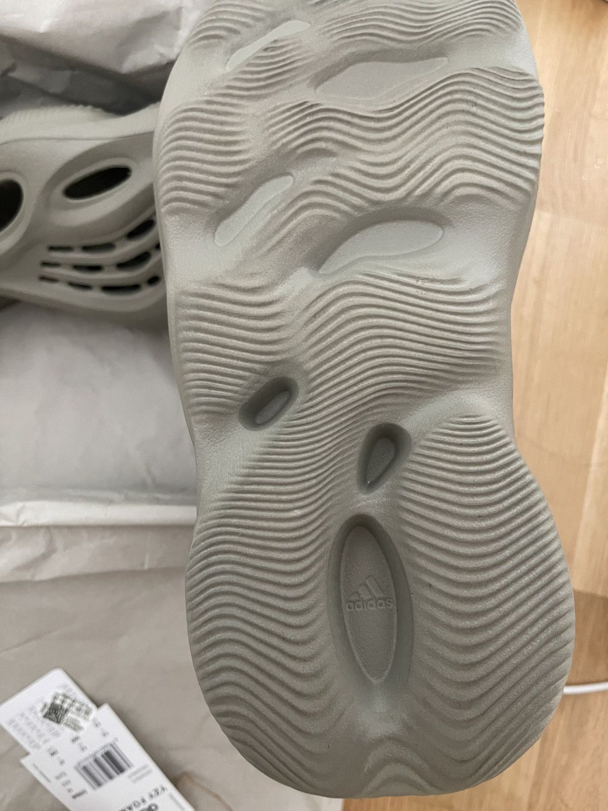 Yeezy Yeezy Foam Runner Stone Salt Size US 12 / EU 45 - 5 Thumbnail