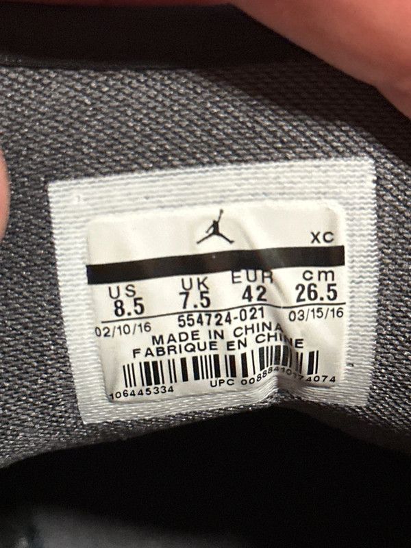Jordan Brand Nike Air Jordan 1 Mid triple black Size US 8 / EU 41 - 15 Thumbnail