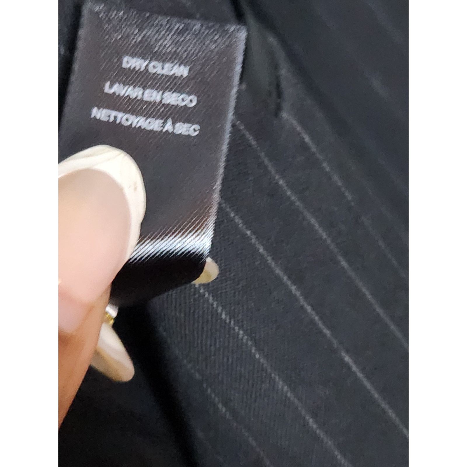 White House Black Market White House Black Market Wool Blend Pinstripe Blazer 10 Size L / US 10 / IT 46 - 5 Thumbnail