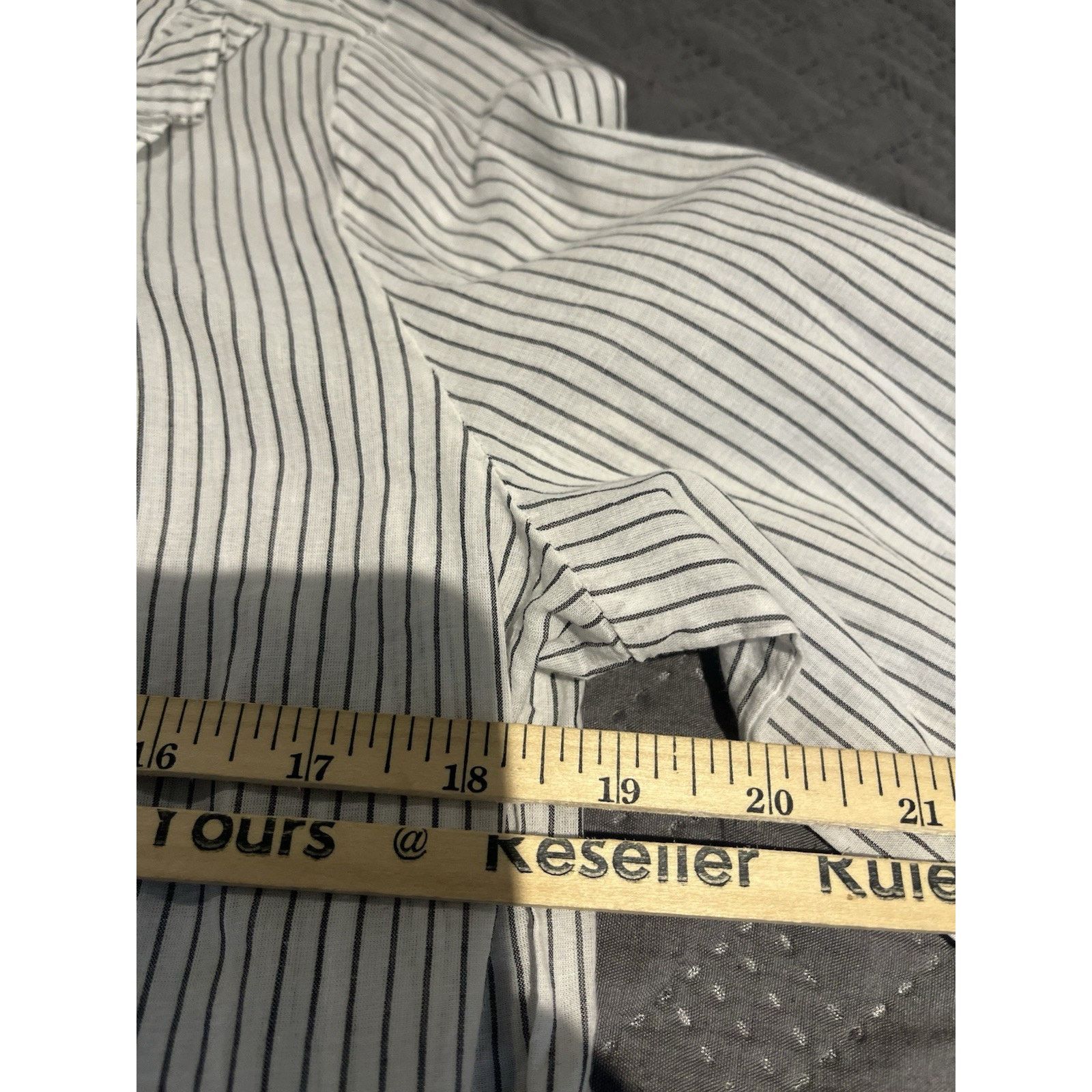 Loft Loft Women's M pinstripe ruffle-neck shirt NWT Size M / US 6-8 / IT 42-44 - 5 Thumbnail