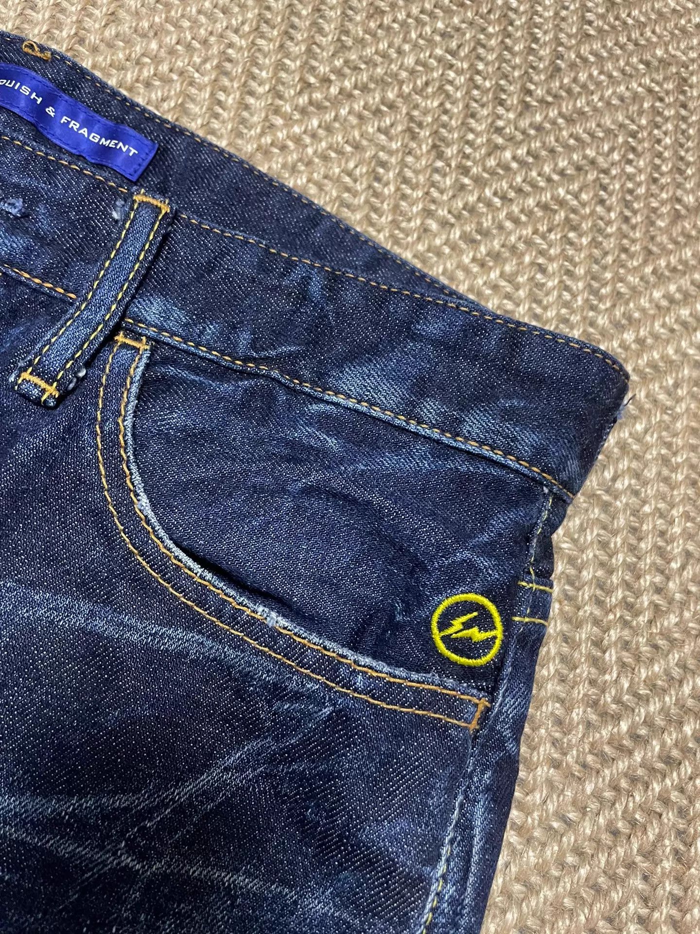 Fragment Design FRAGMENT x VANQUISH 9/10 Denim Distressed w/Rhinestones Size US 32 / EU 48 - 5 Thumbnail