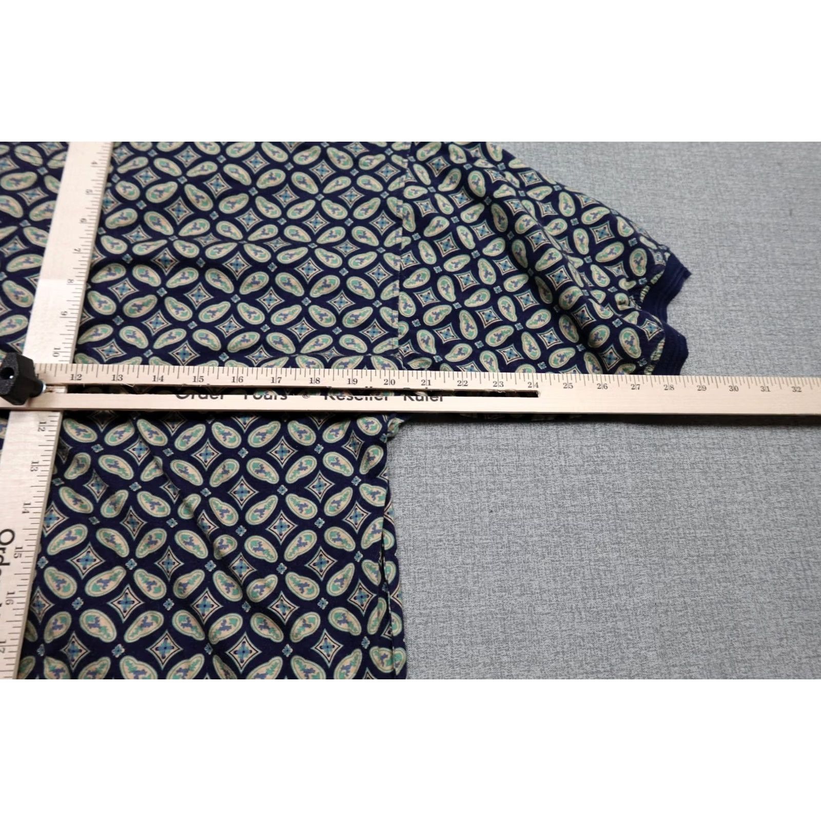 Vintage Vintage Golf Polo Mens Large Blue Paisley All Over Print Fairway Sport Stretch Shirt Size US L / EU 52-54 / 3 - 7 Thumbnail