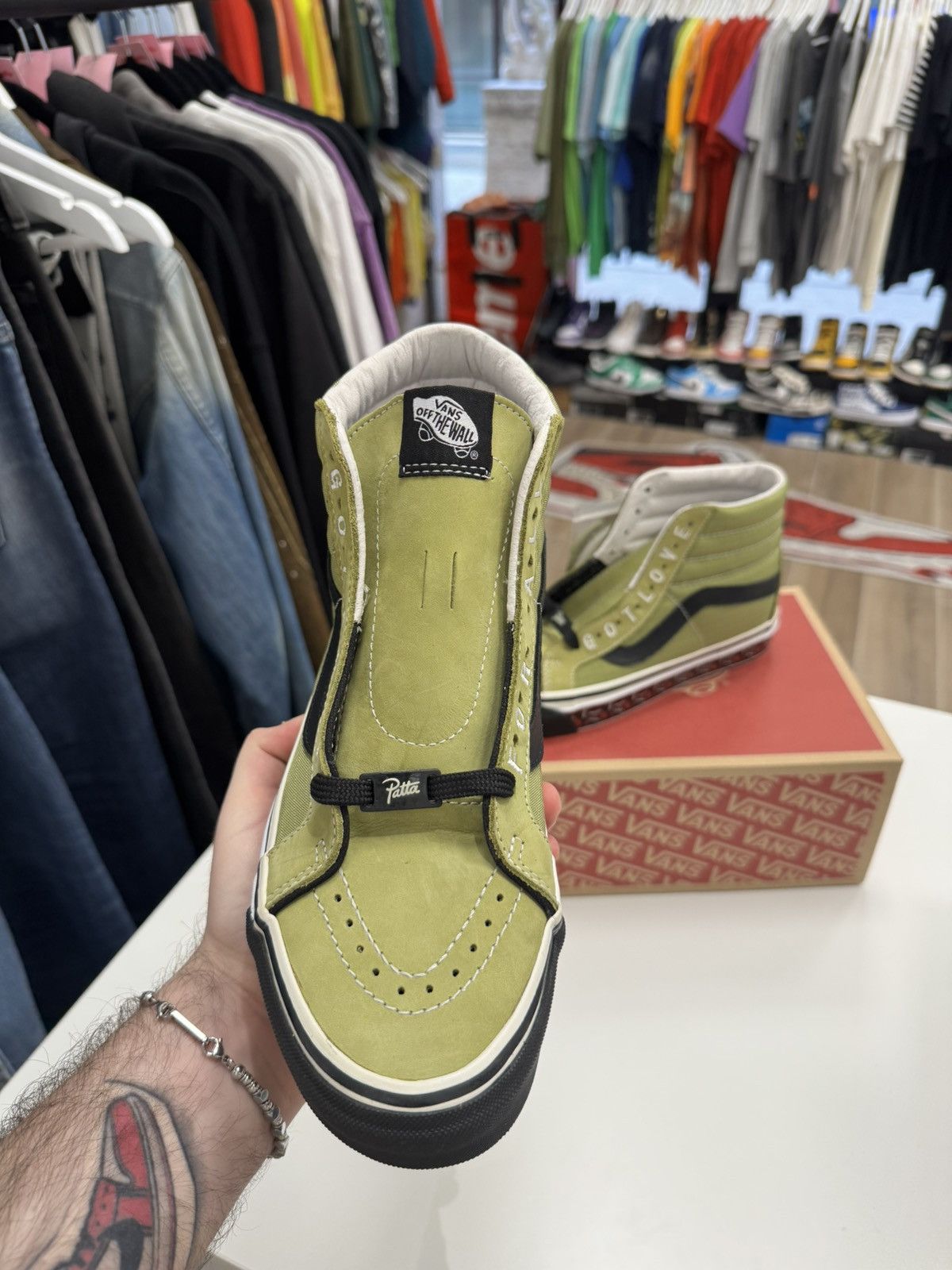 Patta × Vans Vans x patta hi olive 40,5 Size US 8 / EU 41 - 2 Thumbnail