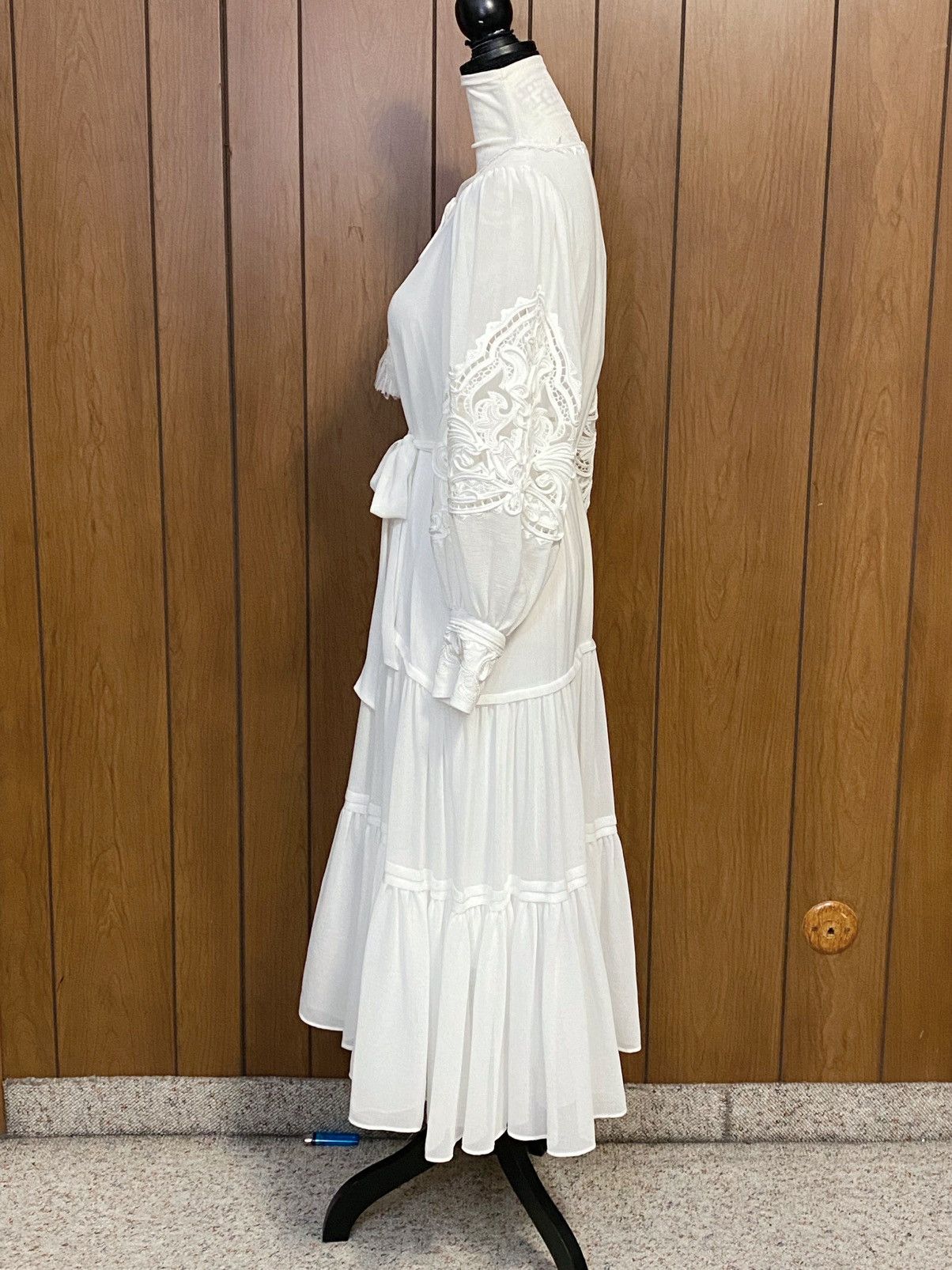 KOBI HALPERIN Kobi Halperin Mira Peasant Midi-Dress size XS Size XS / US 0-2 / IT 36-38 - 11 Thumbnail