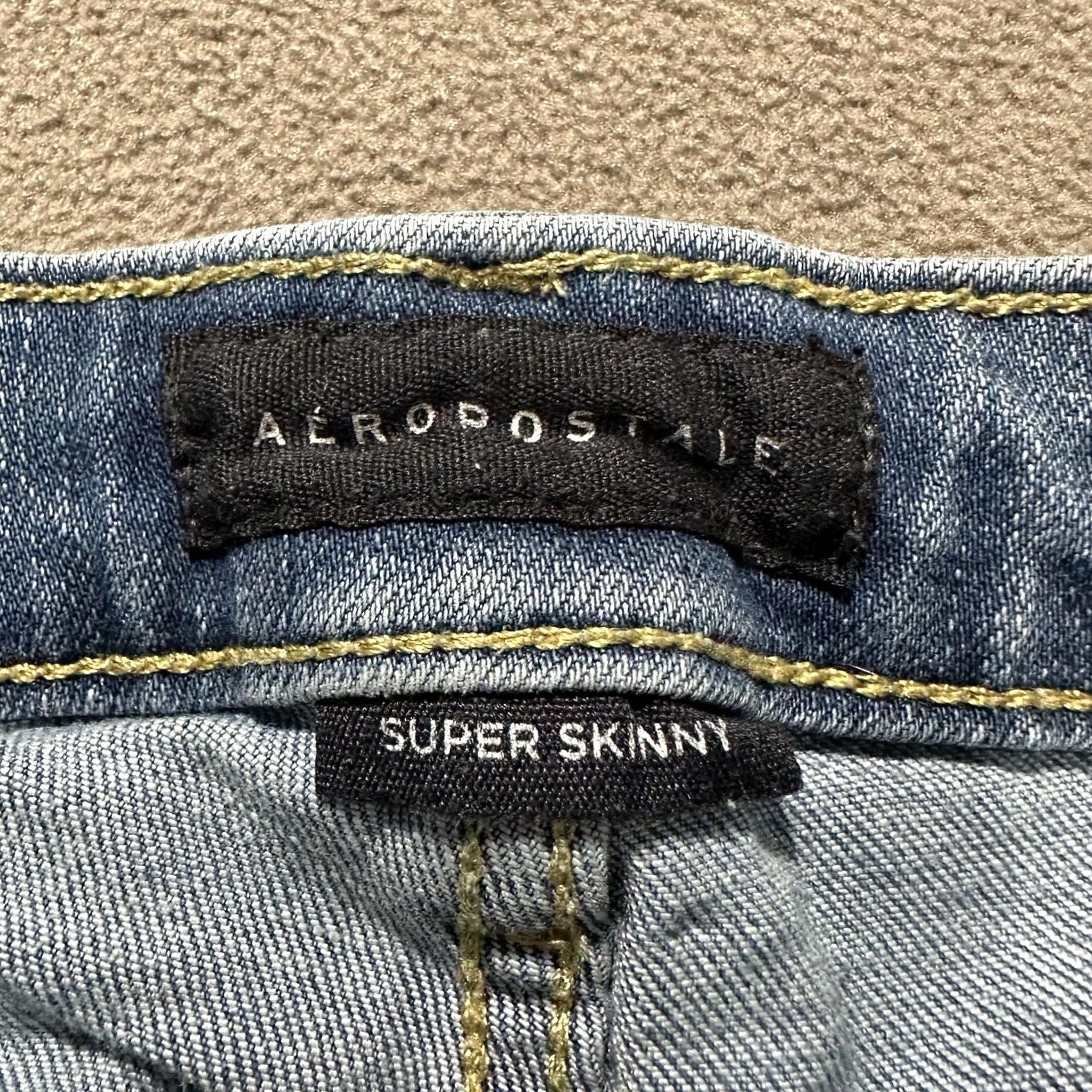 Vintage Aeropostale Jeans Mens 31x32 Super Skinny Distressed Light Wash Denim Size US 30 / EU 46 - 7 Thumbnail