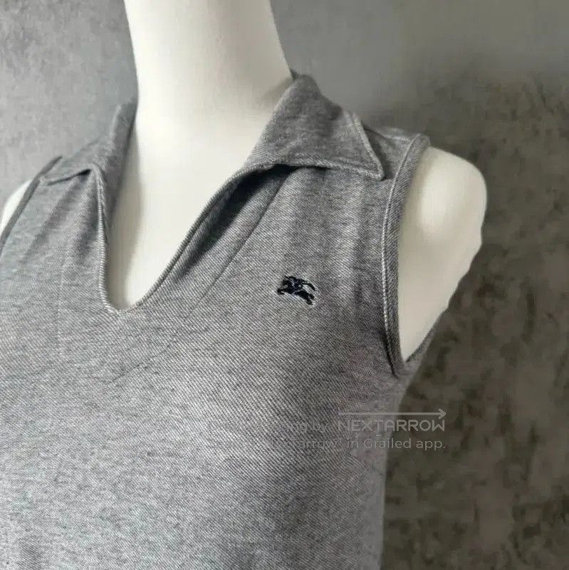 Burberry Burberry Sleeveless Gray Dress for Women. Size M / US 6-8 / IT 42-44 - 2 Thumbnail
