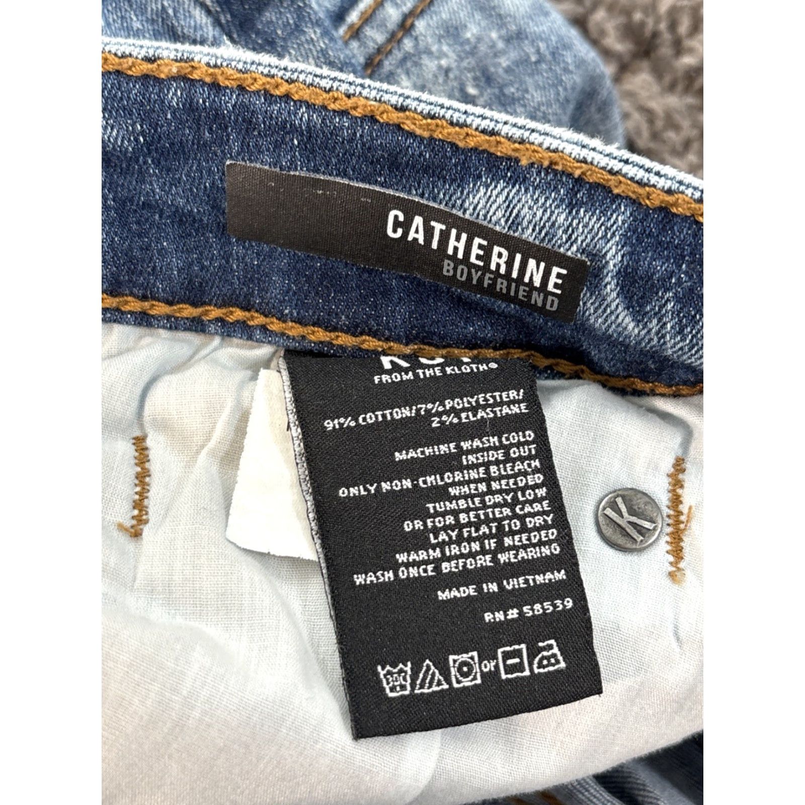 Vintage KUT from the Kloth Catherine Boyfriend Jeans Size 14 Blue Mid Rise 31in Inseam Regular 5-Pocket Denim Stretch Woman Size 36" / US 14 / IT 50 - 7 Thumbnail